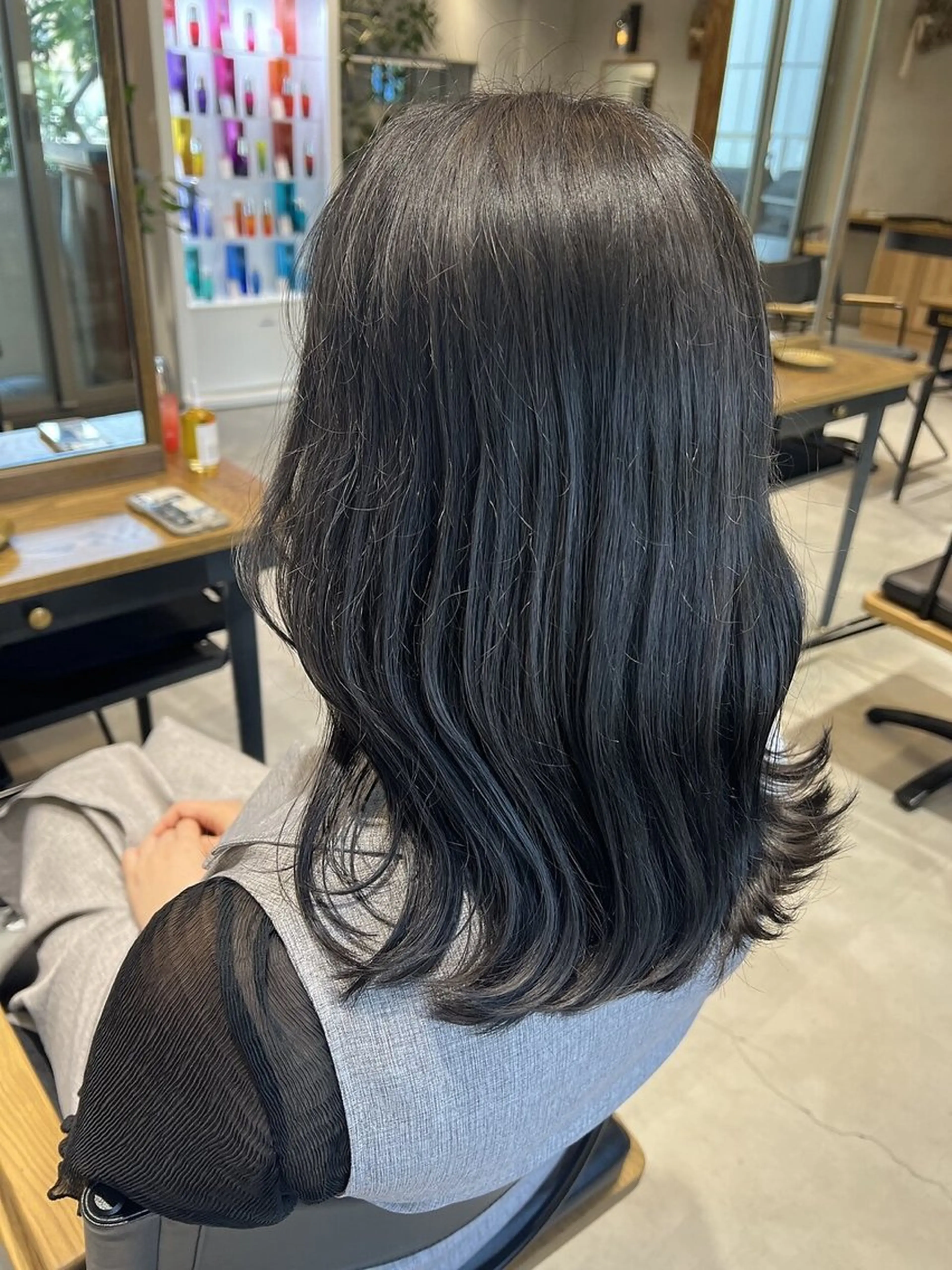 セミロング 鬼童 友稀 ✨️艶カラー診断✨️のヘアスタイル