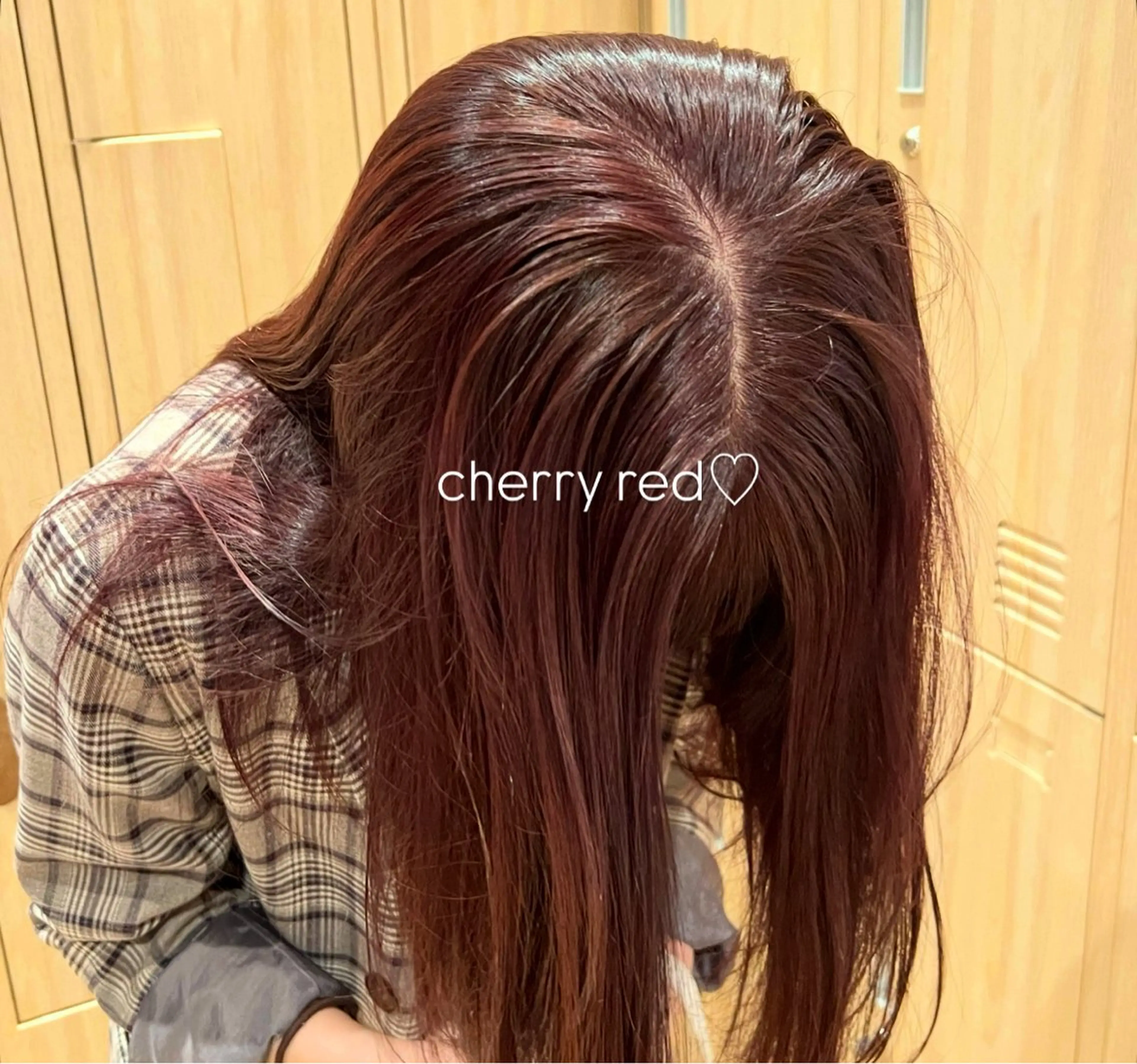 セミロング カラー レッドカラー 暖色/透明感カラー 🩰ayano♡のヘアスタイル
