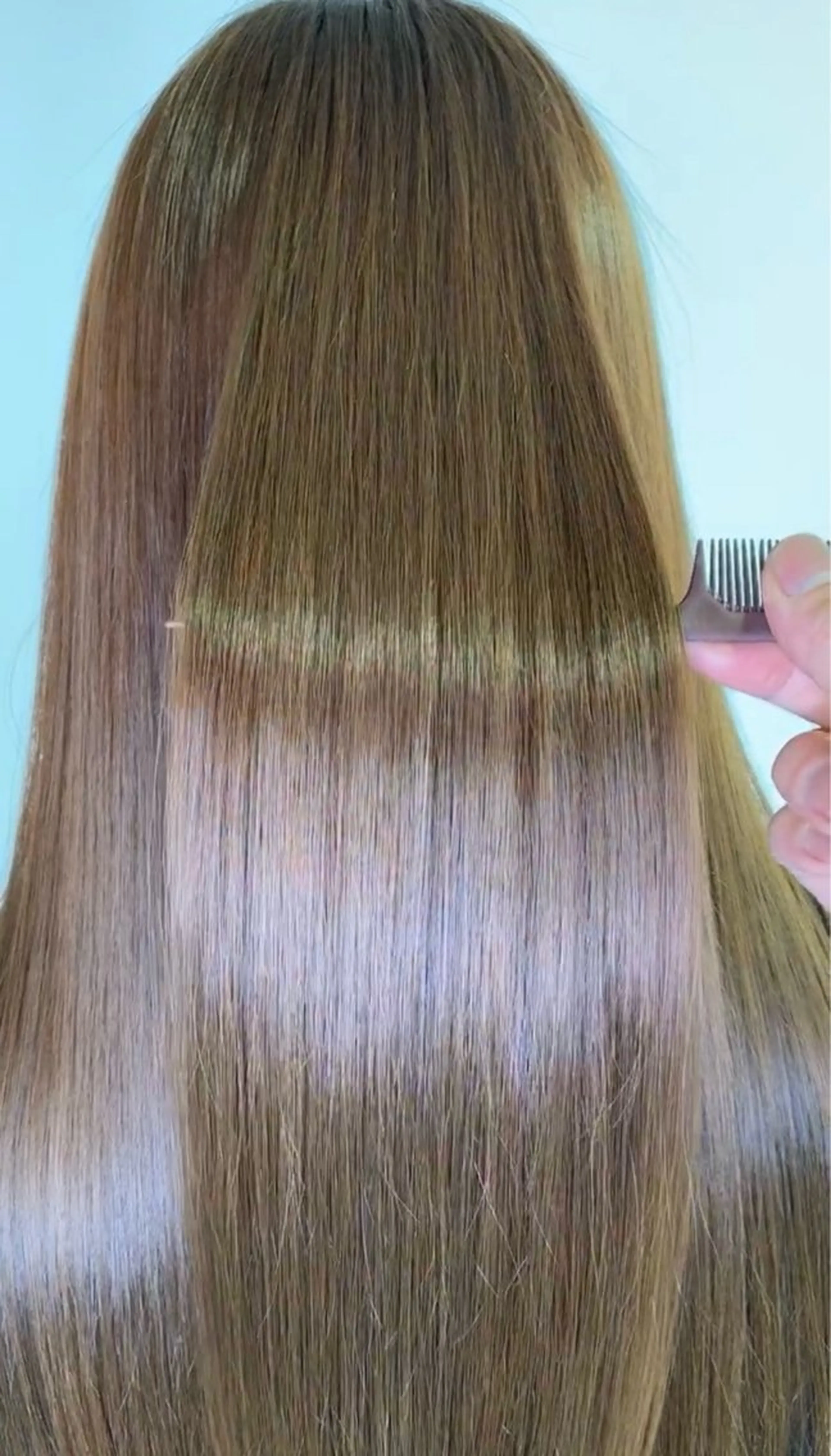 ロング 井上 美織のヘアスタイル