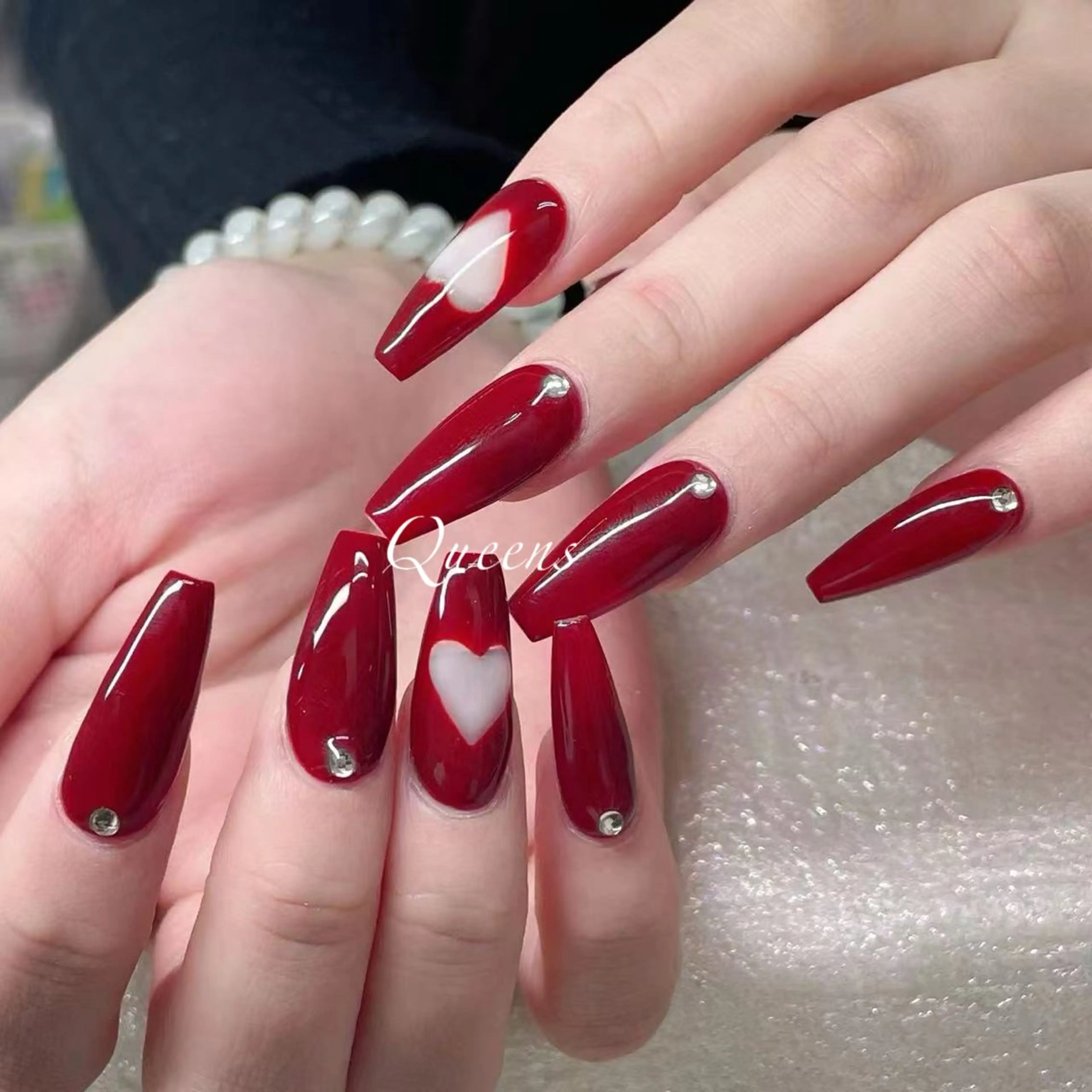 ネイル ハンドネイル Queens マオのネイルデザイン