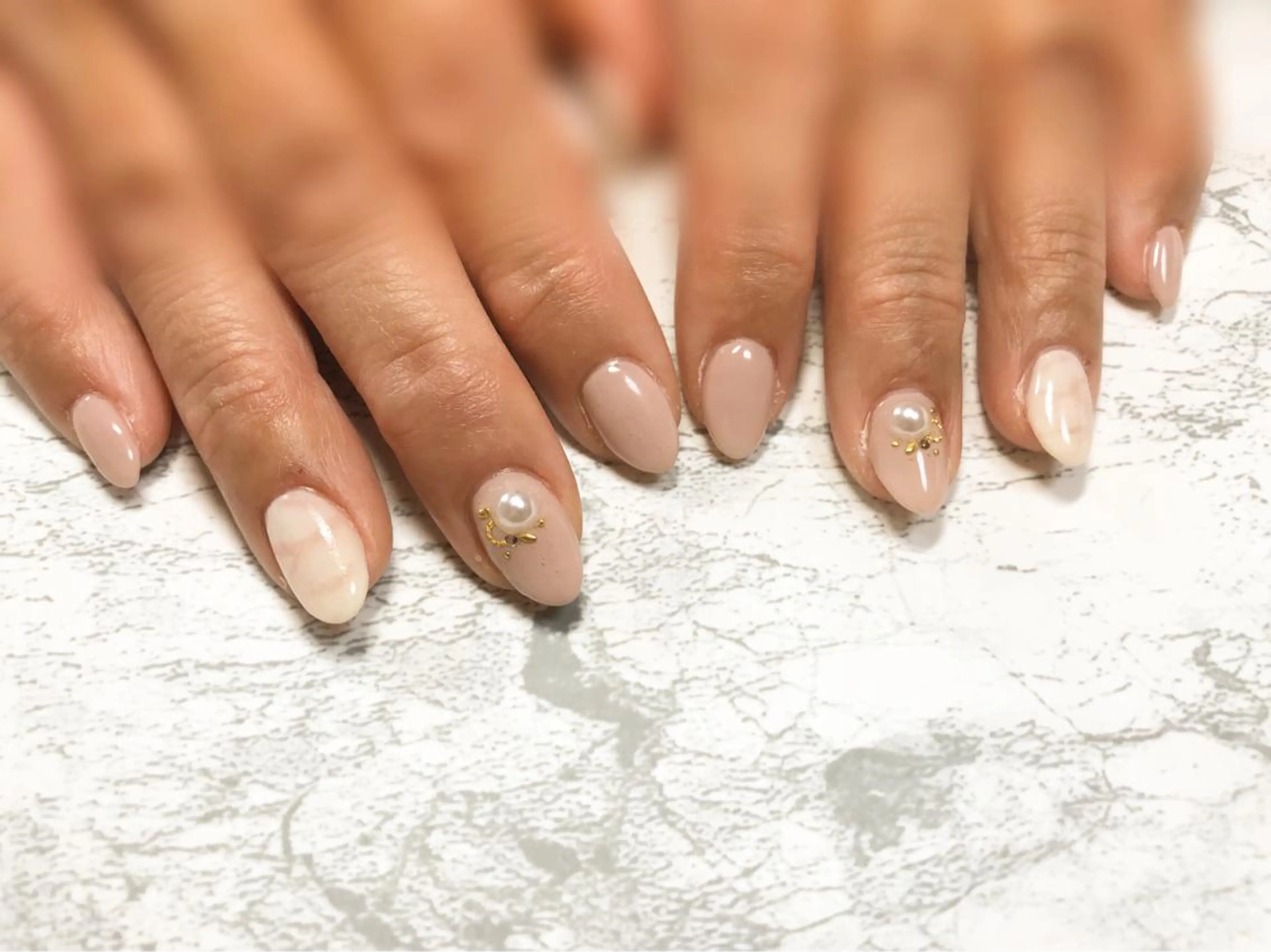 ネイル フットネイル シンプルネイル 春ネイル 夏ネイル ホワイト nail fufla ♡yamane♡のネイルデザイン