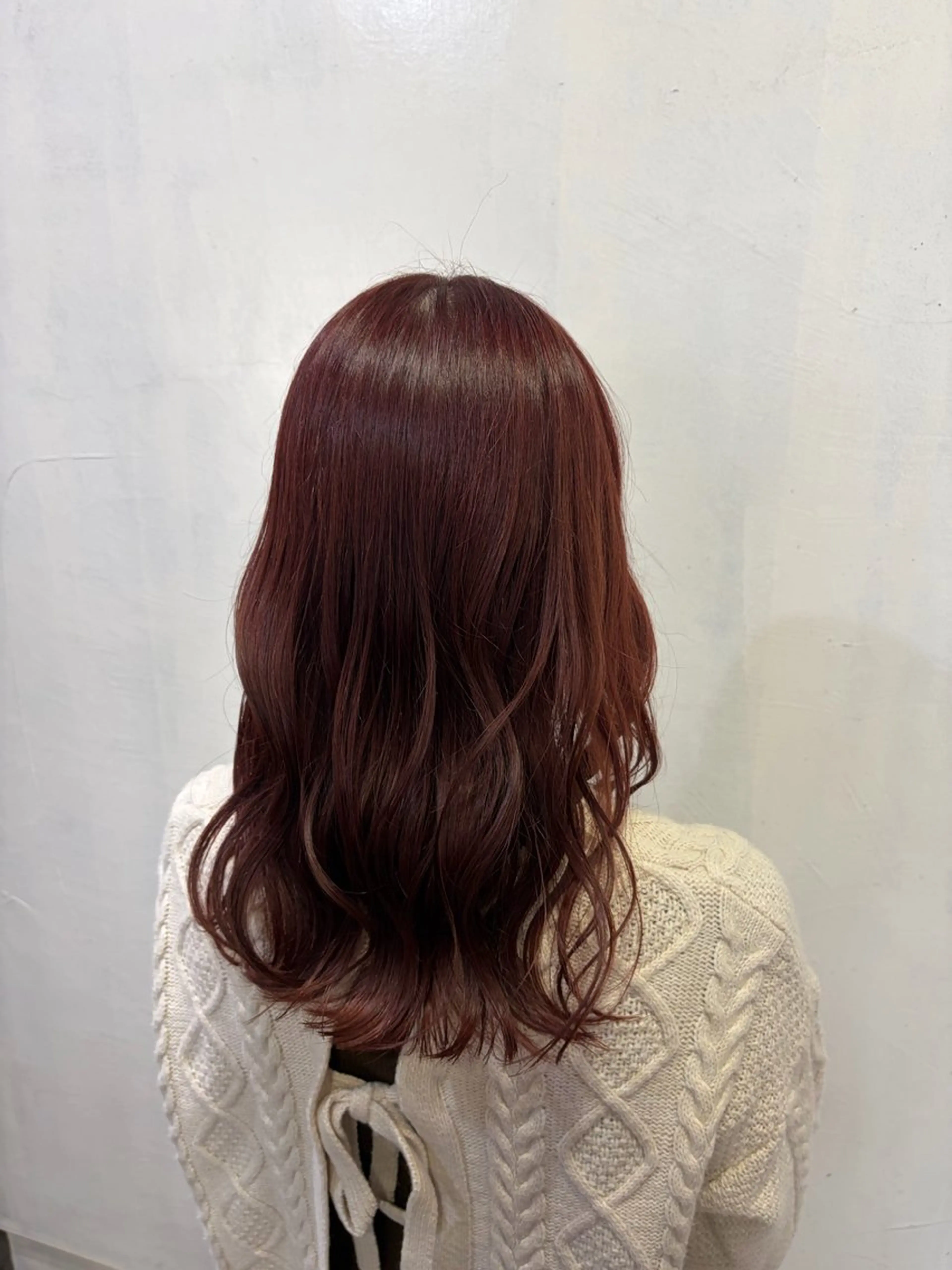 セミロング カラー ブリーチ カシス ブリーチなしカラー ピンクカラー カット ヘアカラー トリートメント 髪質改善特化🥣🫧 天神美容室のヘアスタイル