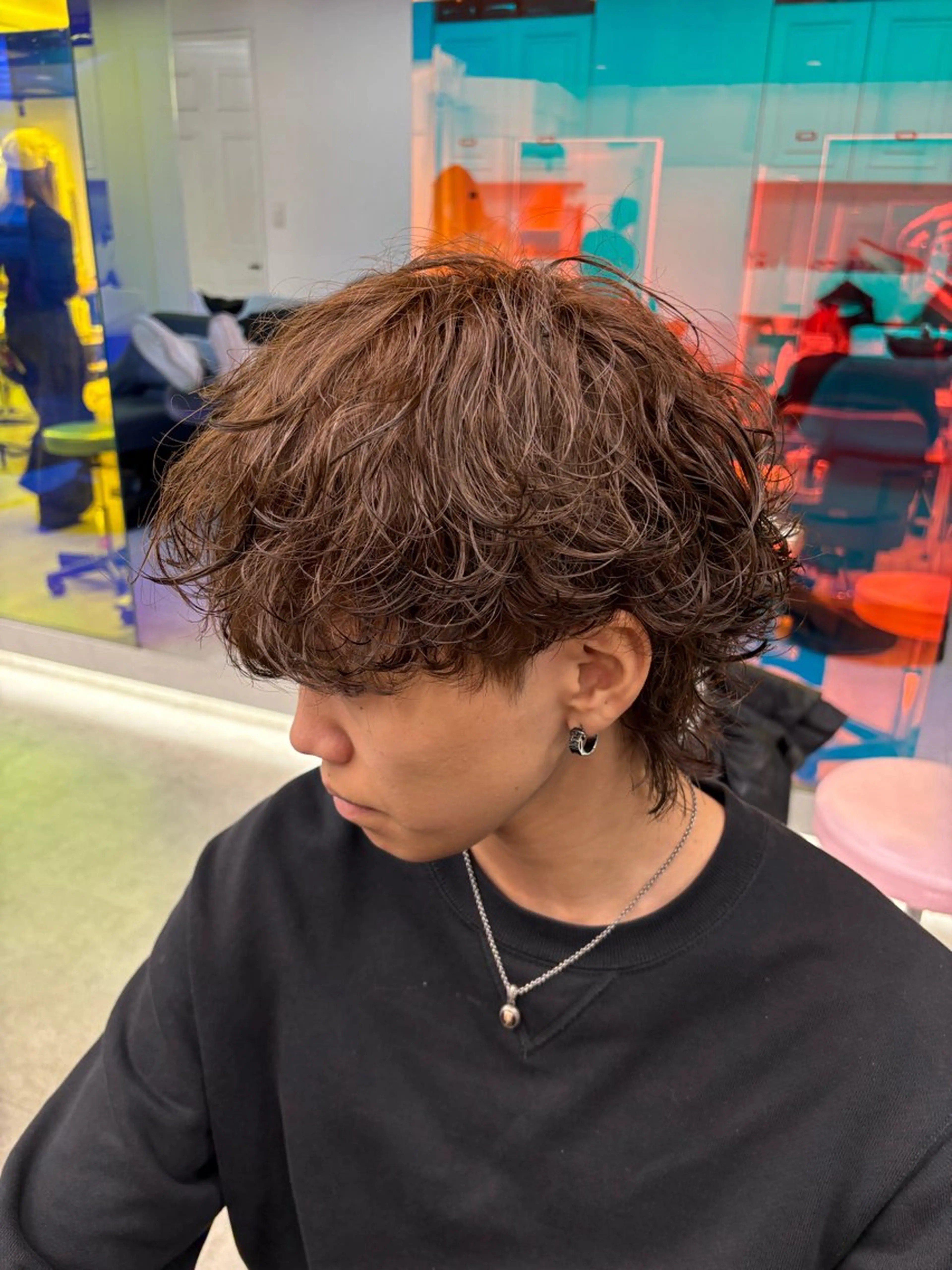 ショート カラー パーマ メンズ メンズパーマ プードルパーマ 学生（メンズ向け） スパイキーショート 波巻きパーマ カット パーマ シャドウパーマ/ ルーズパーマ/メンズのヘアスタイル