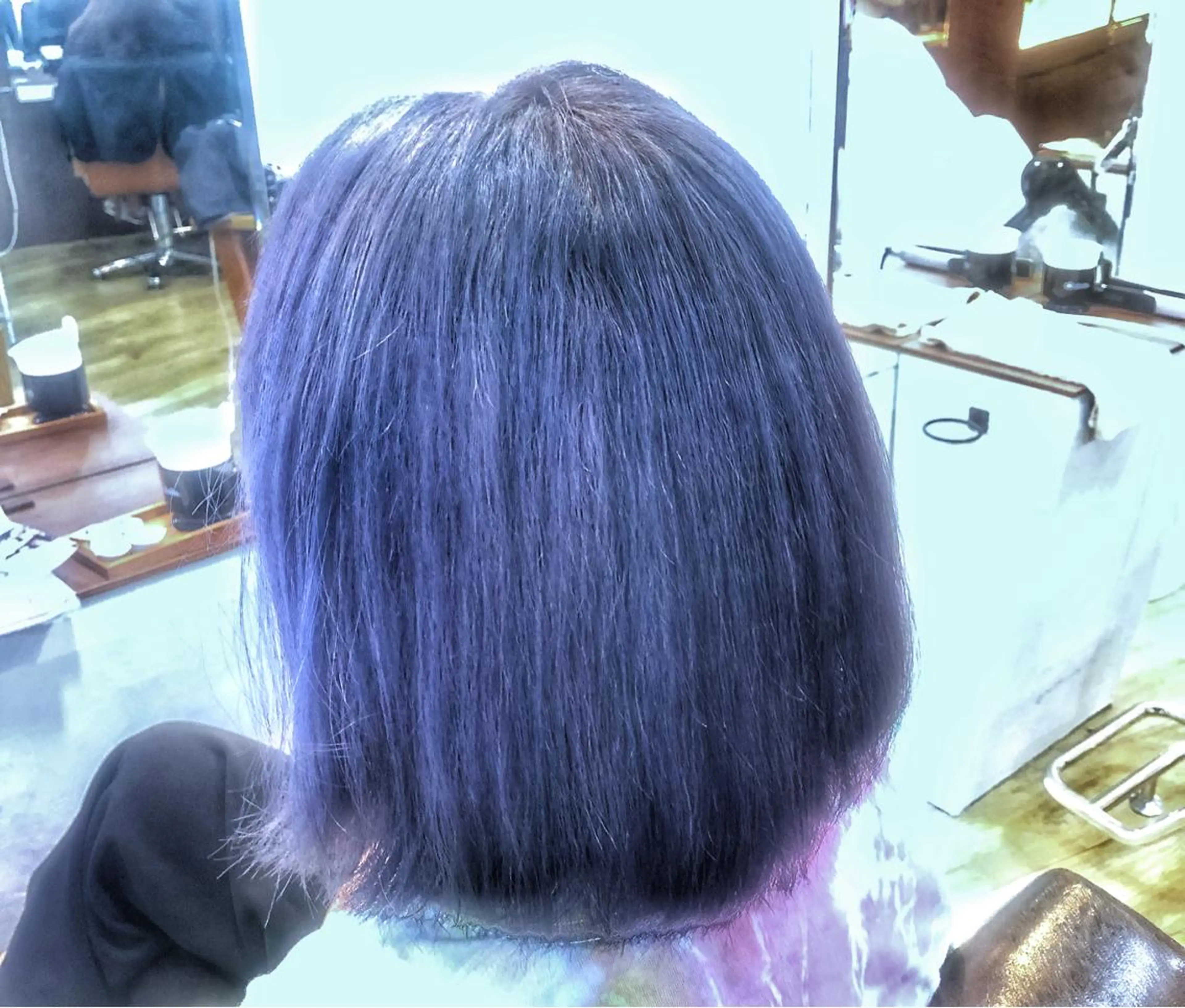 ミディアム パープルカラー 川本 あゆのヘアスタイル