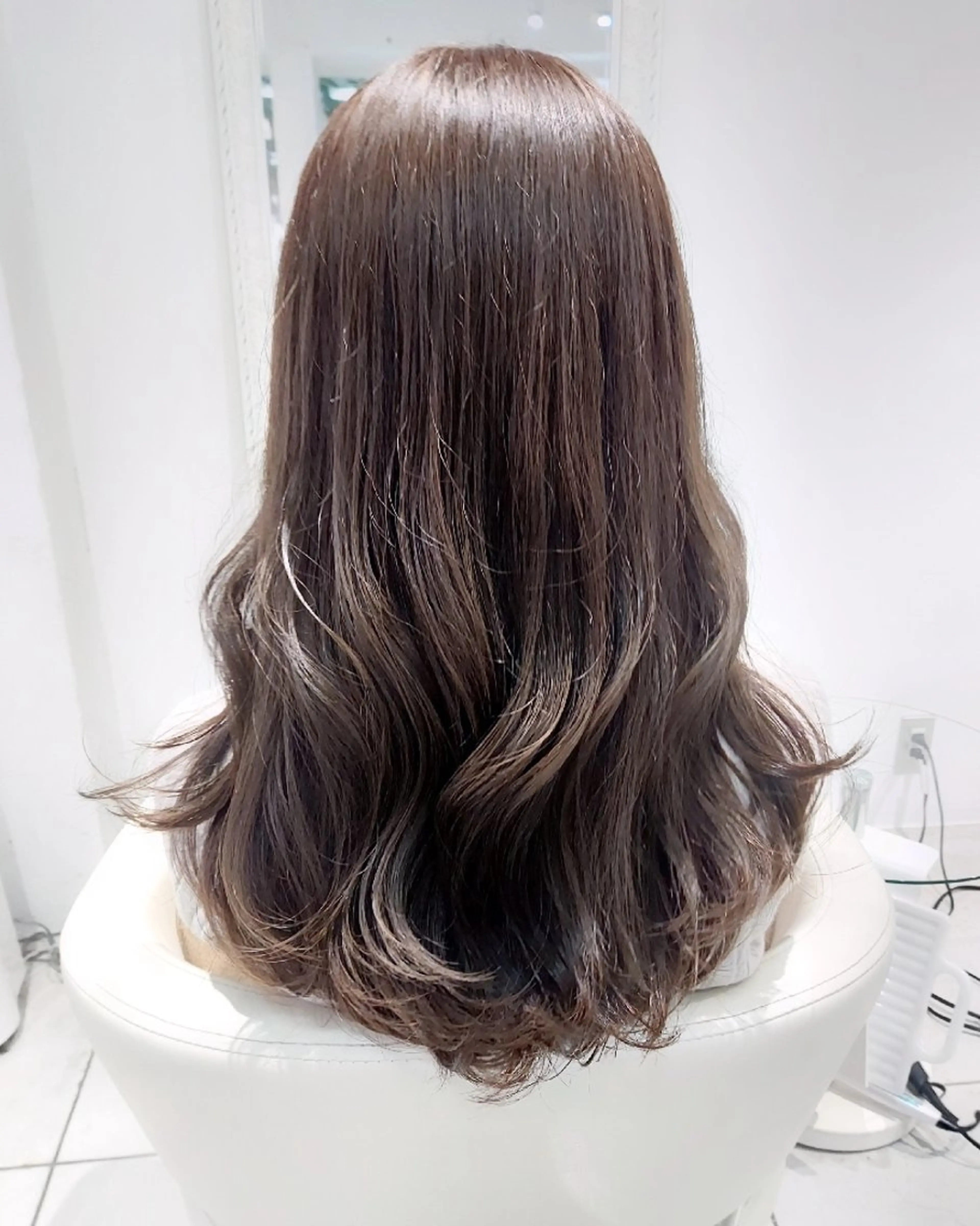 ロング カラー 透明感カラー グレージュ オリーブグレージュ オリーブグレー 樋口 千尋のヘアスタイル