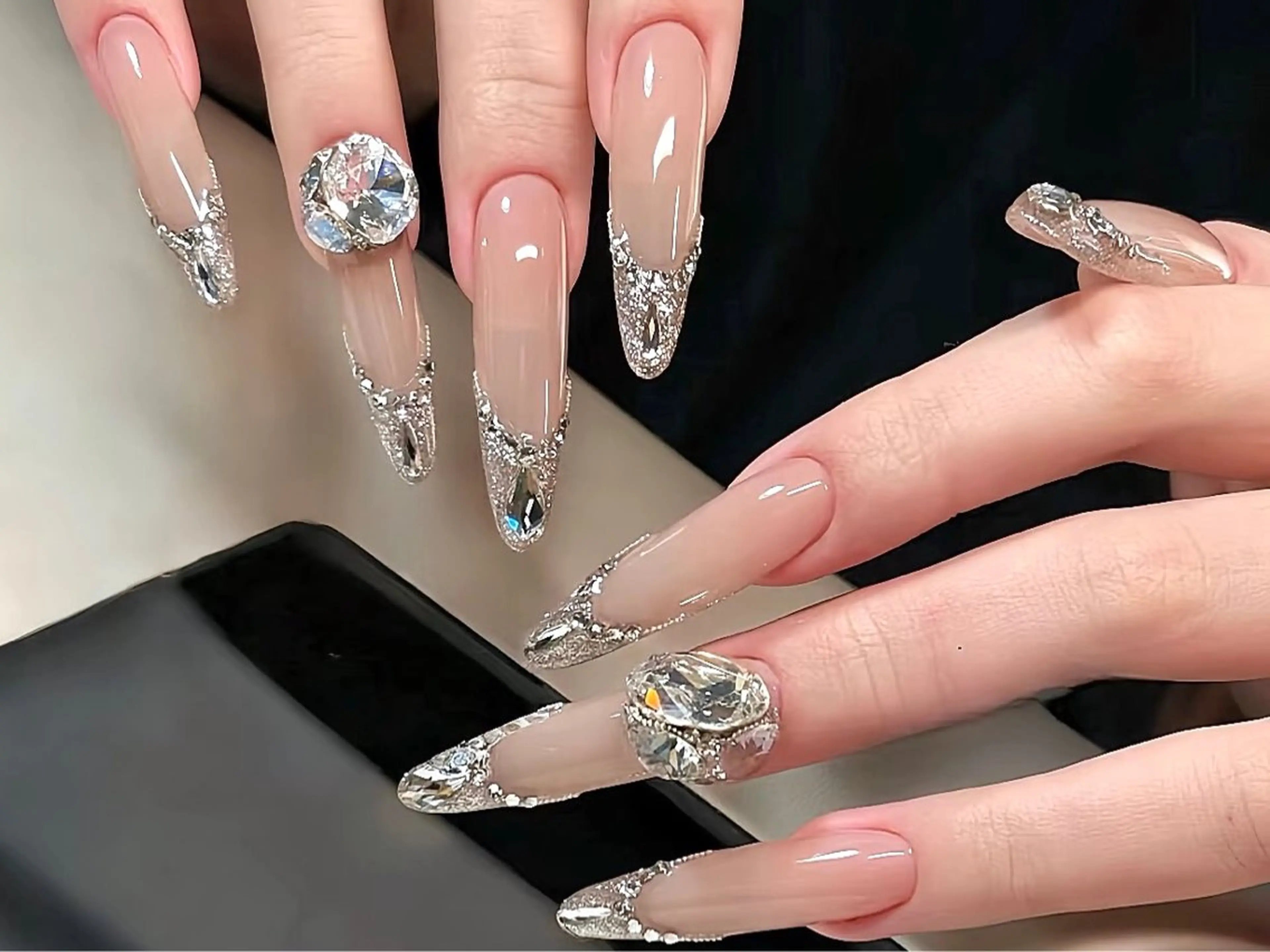 ネイル ハンドネイル ハンドケア DarkHoney 池袋店のネイルデザイン