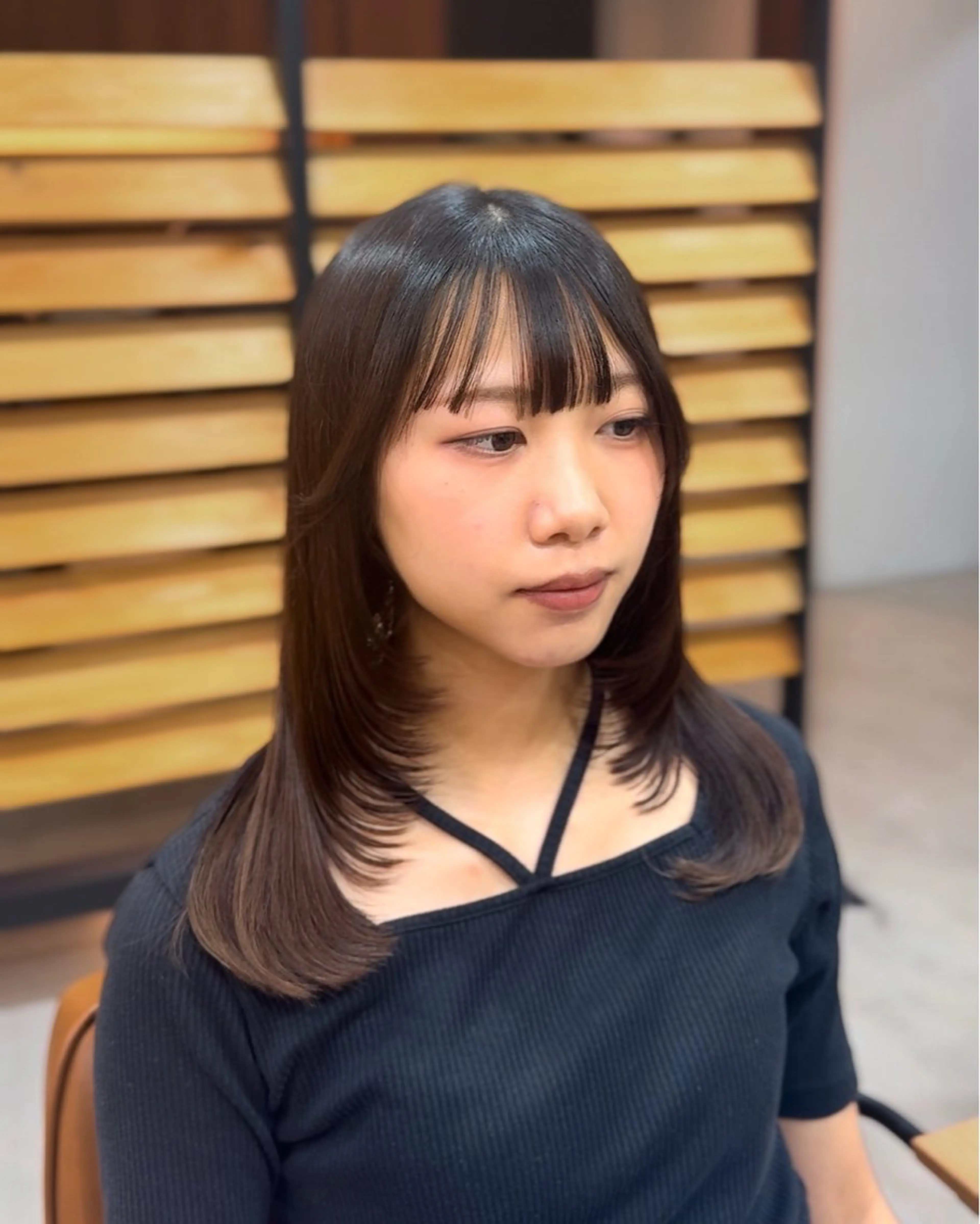 セミロング カット yuzua/レイヤー /縮毛矯正/透明感のヘアスタイル