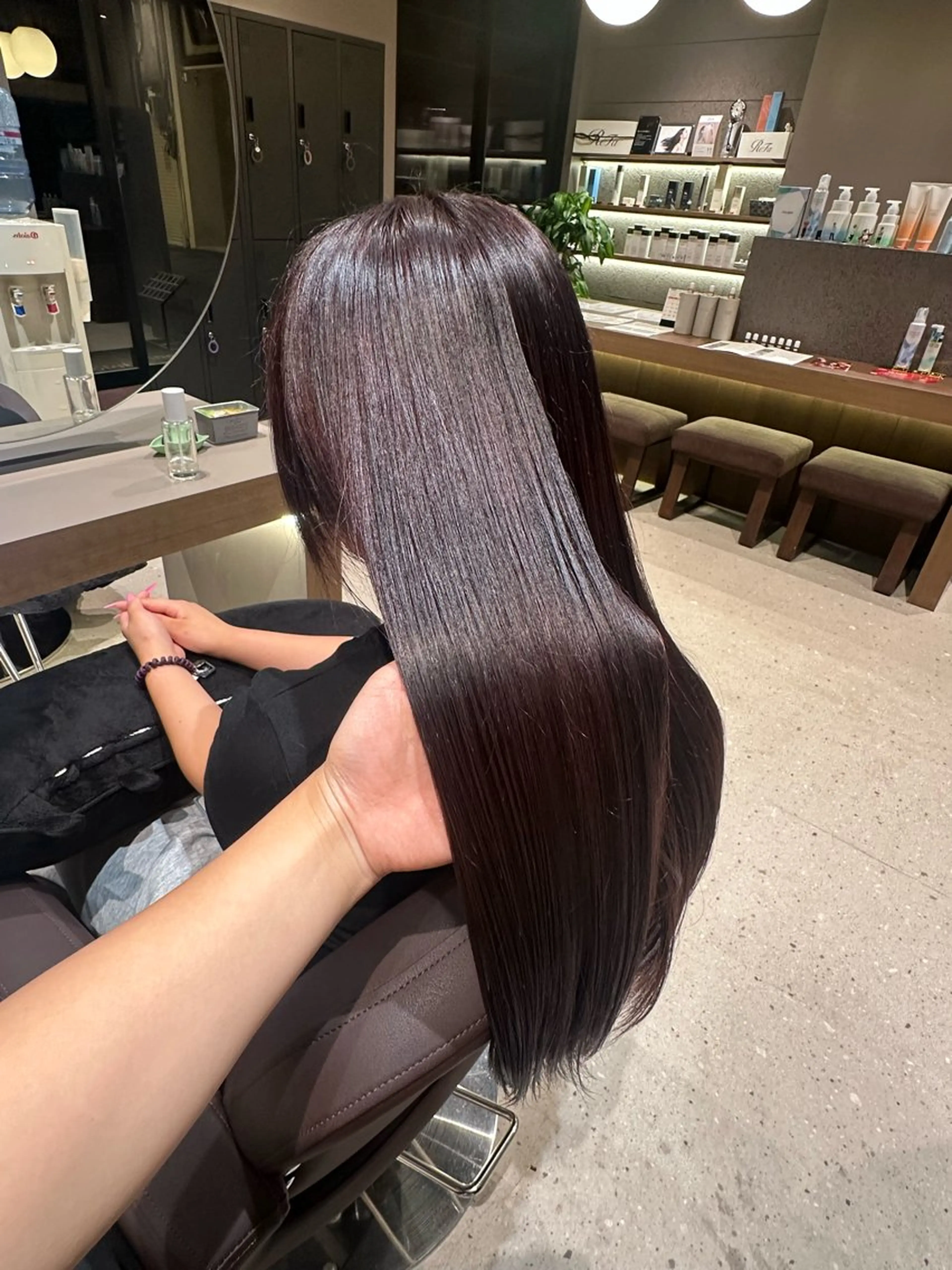 ロング 縮毛矯正 🖤ྀི渡邉 あみか🖤ᩚのヘアスタイル