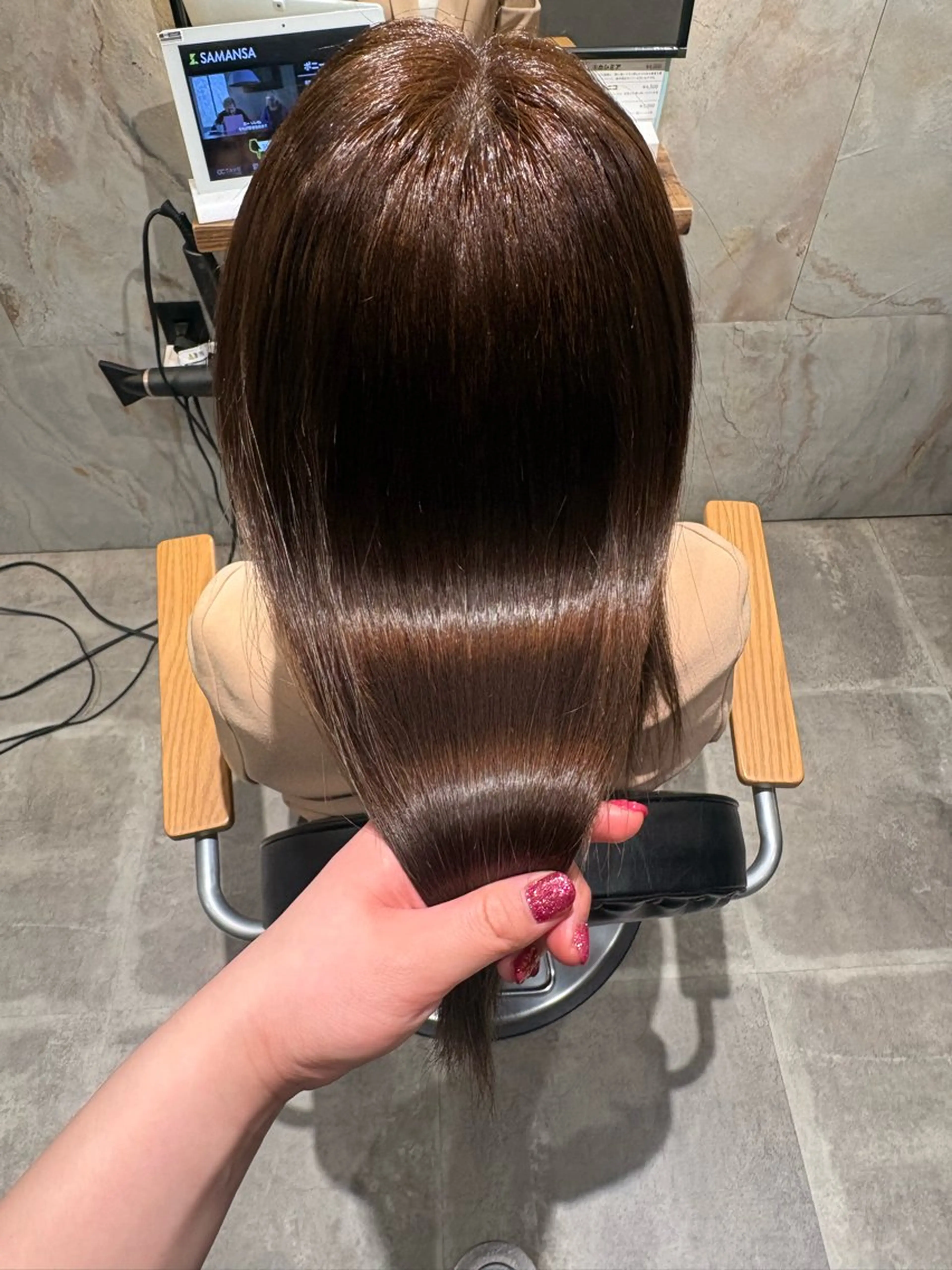 ミディアム カラー ヘアカラー Lafith ミネオアリサのヘアスタイル