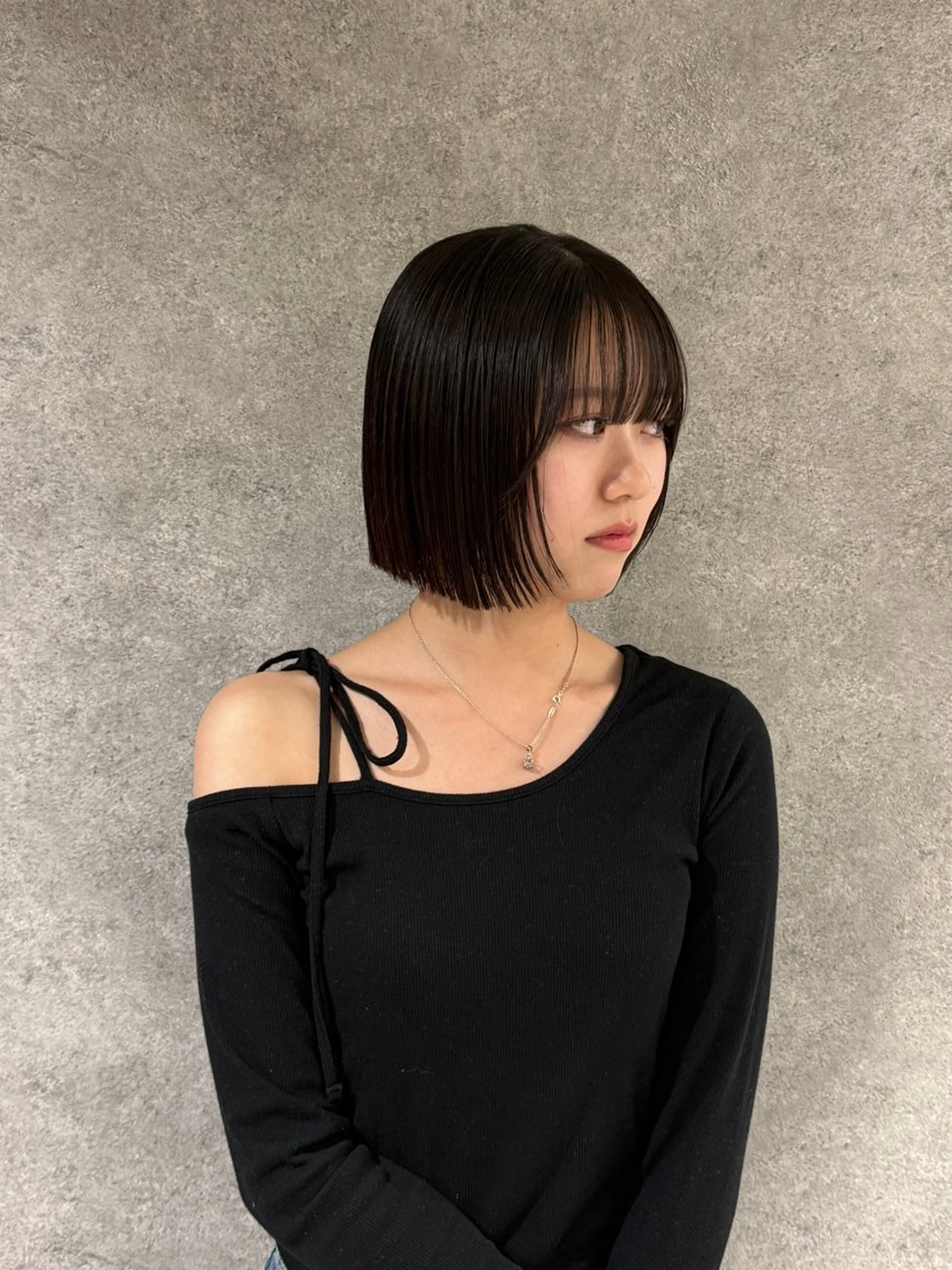 ミディアム カラー パーマ 紅都🫧透明感 水光カラー🫧のヘアスタイル