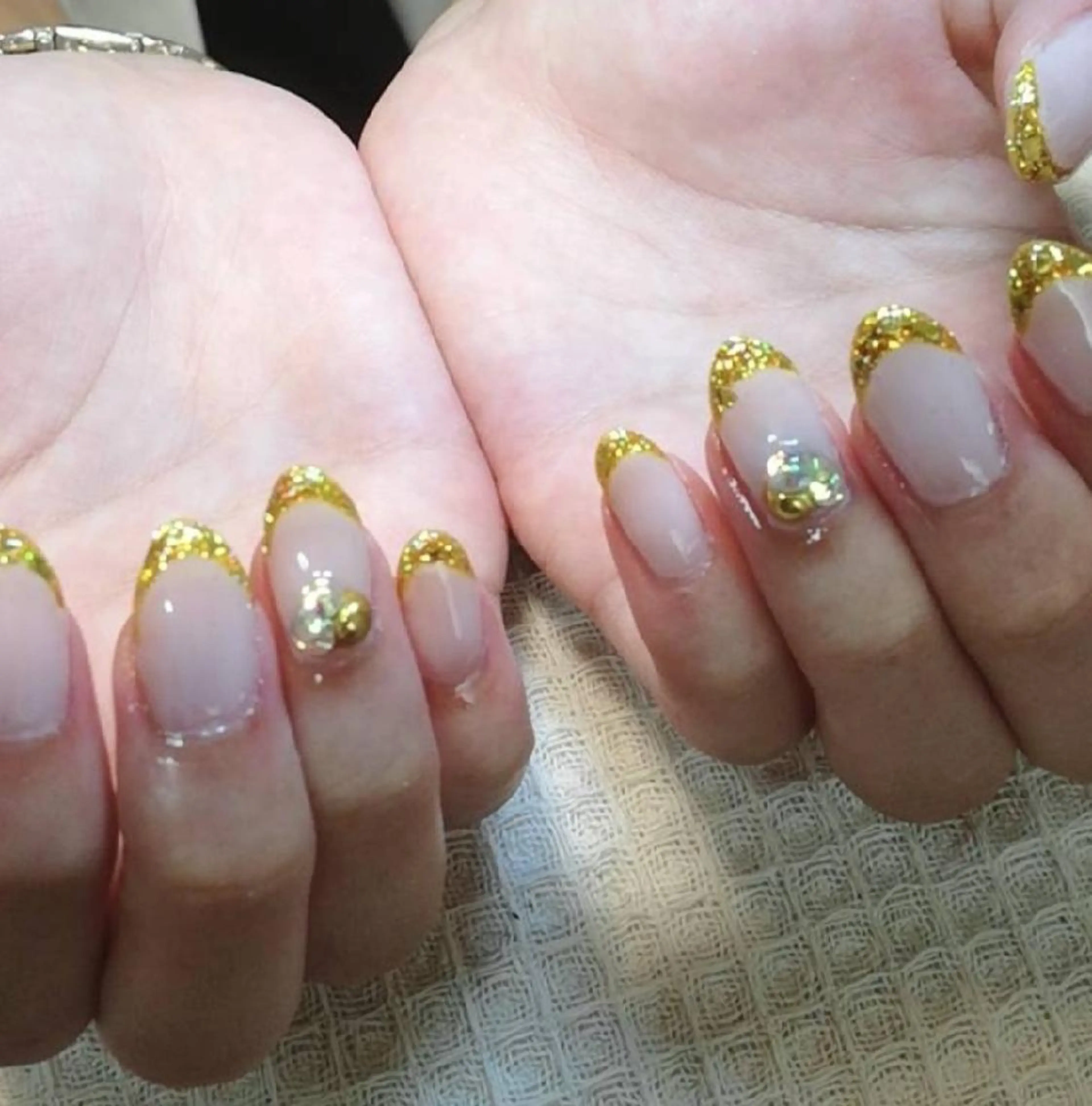 ミディアム プチネイル MIKIのネイルデザイン