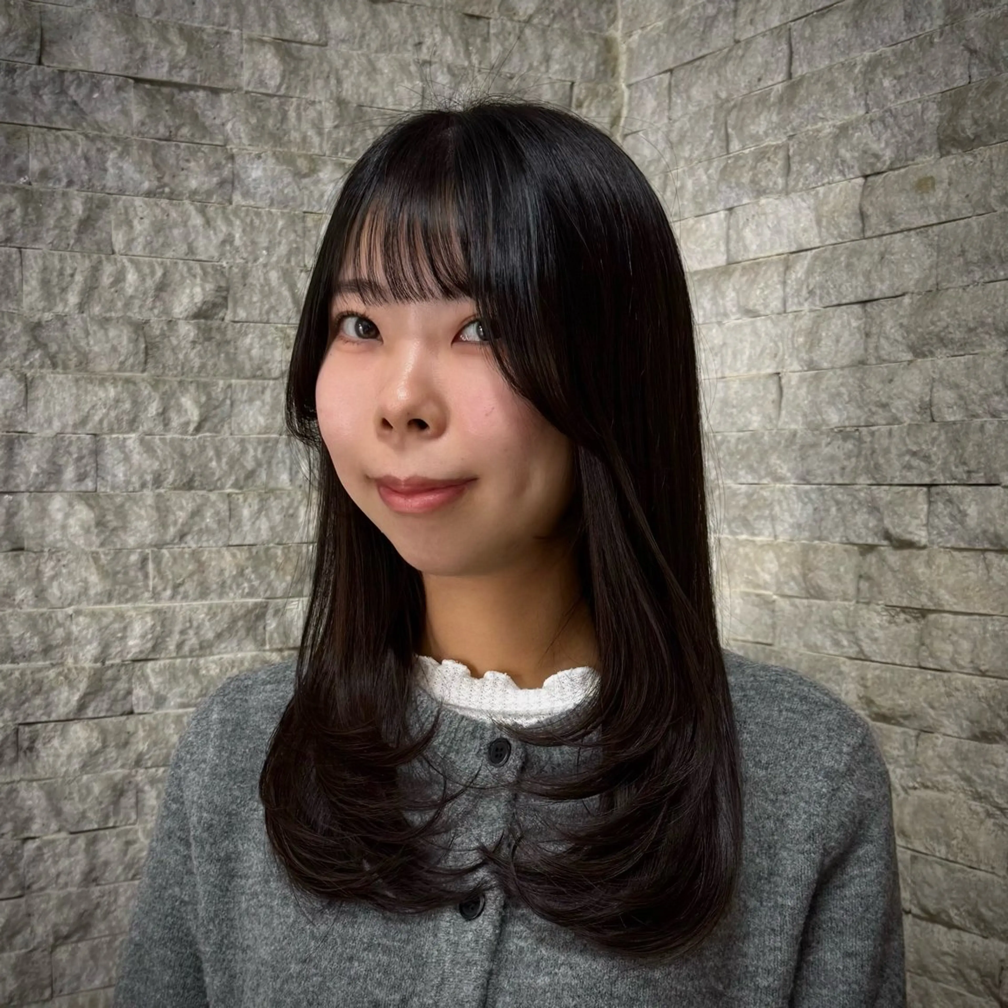 ミディアム INORI @de2poのヘアスタイル