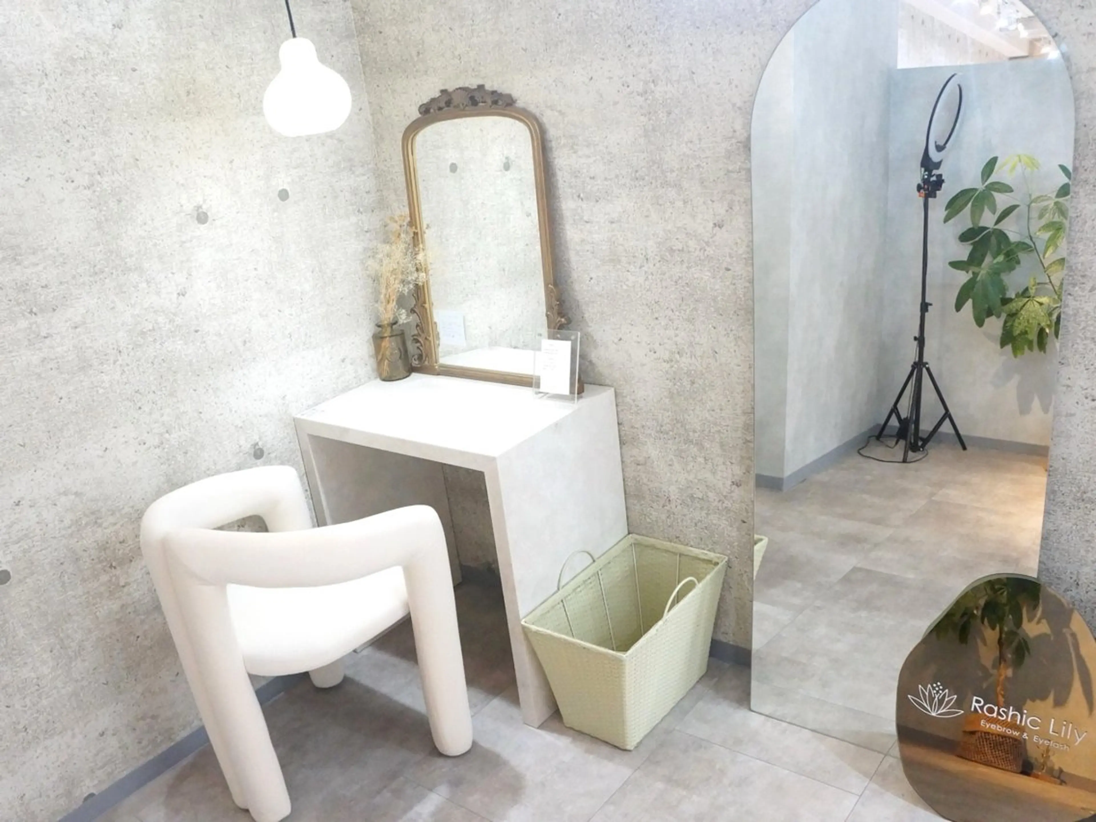 心斎橋🤍韓国.美眉 パリジェンヌ R..のマツエク・マツパデザイン