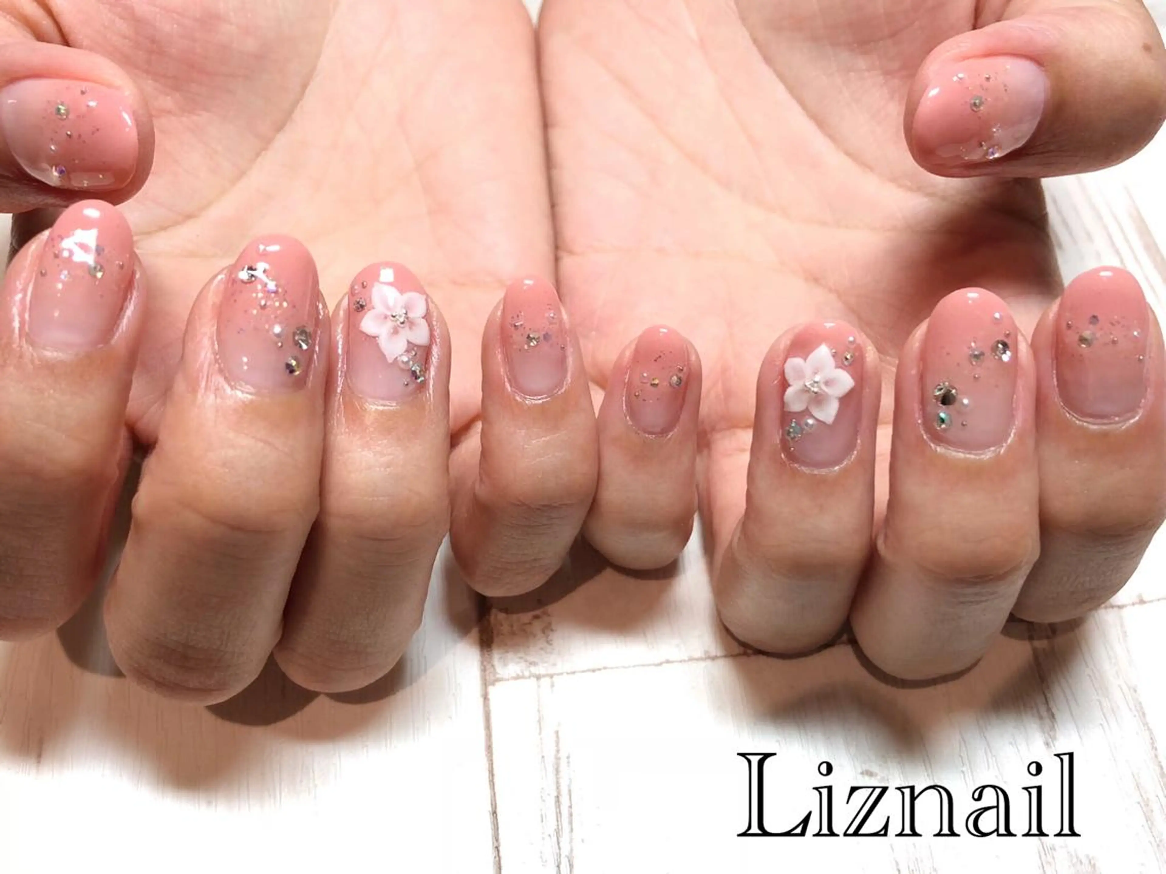 ネイル Rawr / saoriのネイルデザイン