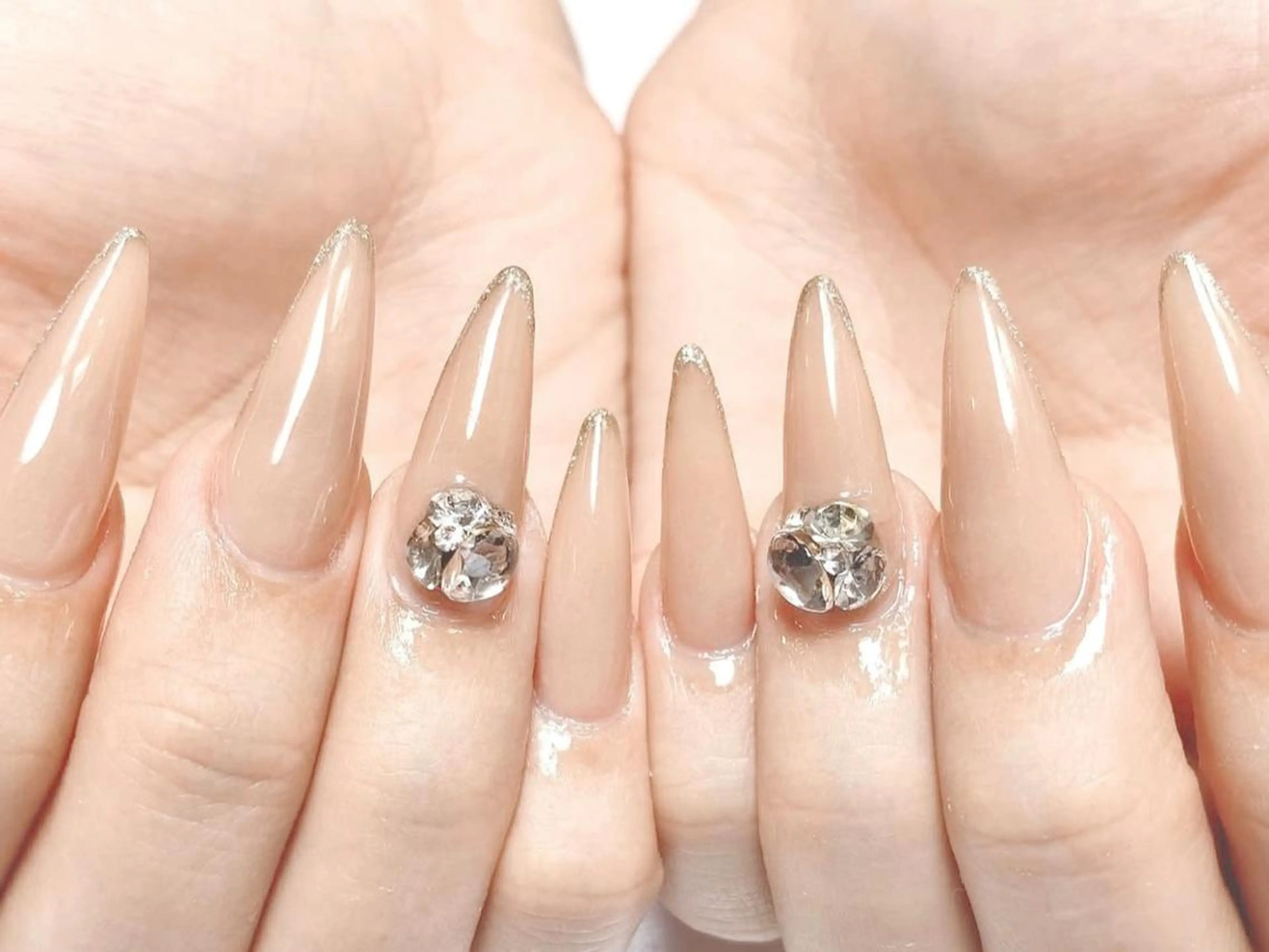 メンズ ネイル アートネイル フレンチネイル ジェルネイル キラキラネイル パラジェル Bloom kabukiのネイルデザイン