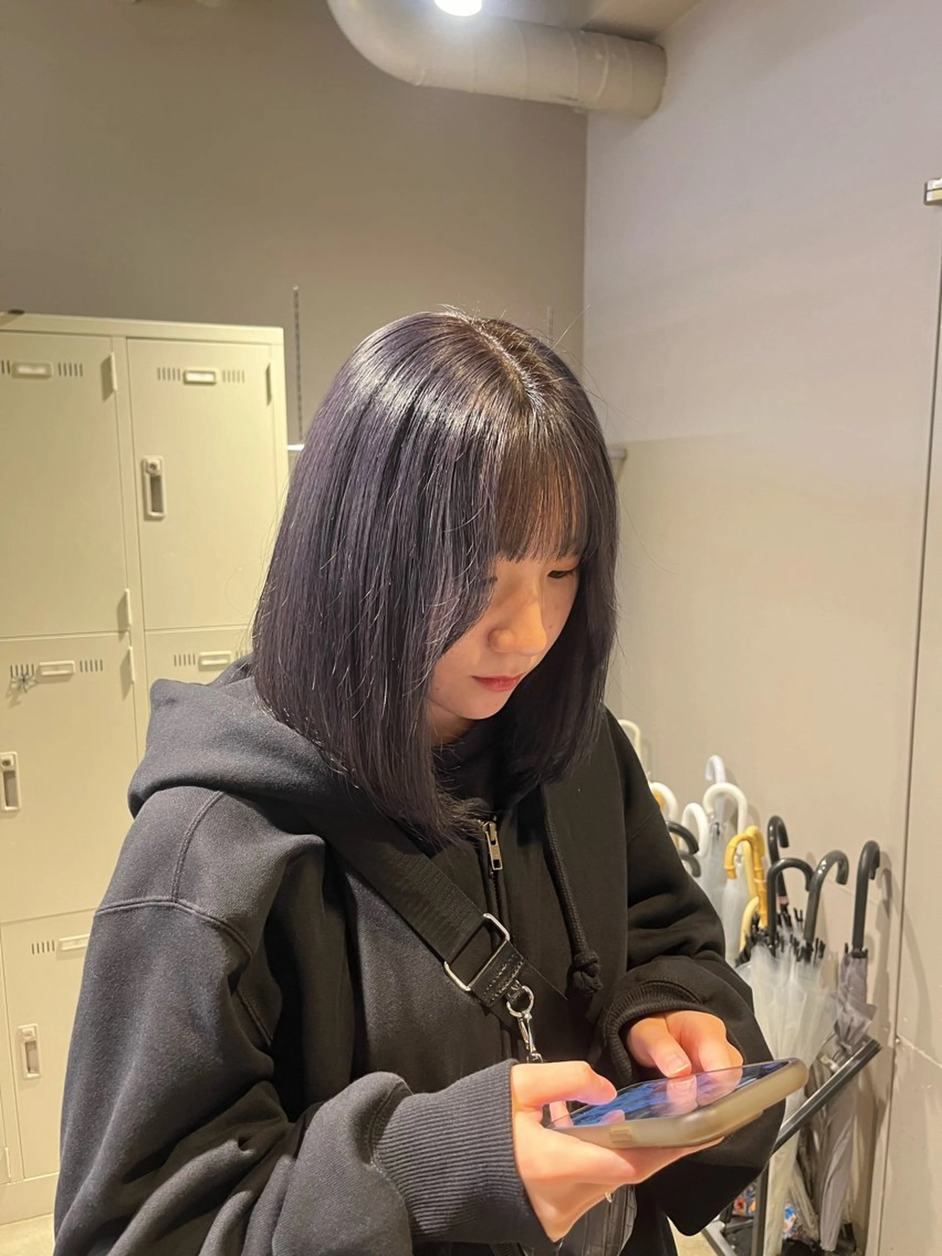 ミディアム ヘアカラー トリートメント ヘッドスパ ヘアセット 寒色＆ブリーチ特化 寒色MiOのヘアスタイル