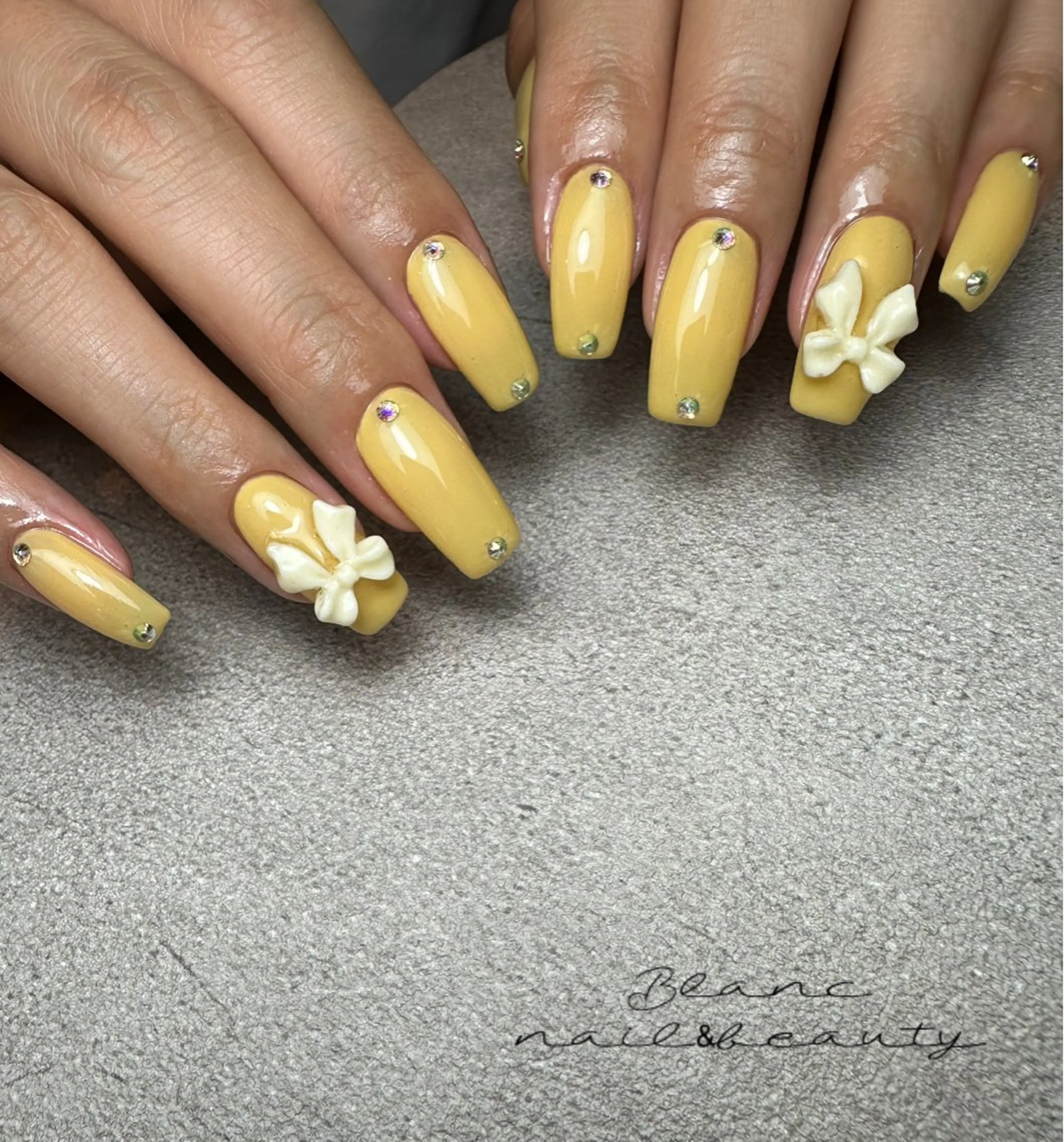 ネイル Blanc ブランのネイルデザイン