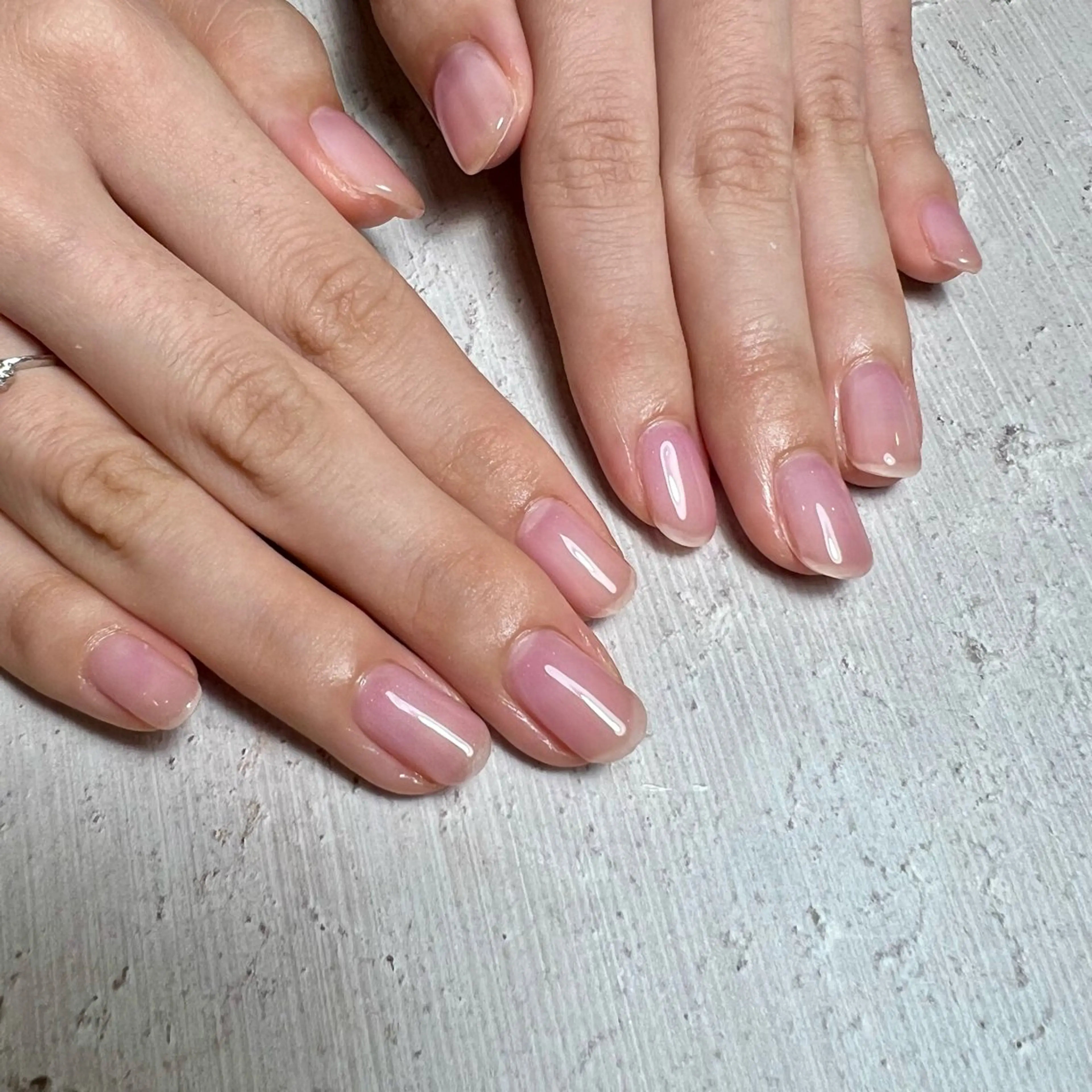 ネイル ワンカラーネイル twin .のネイルデザイン