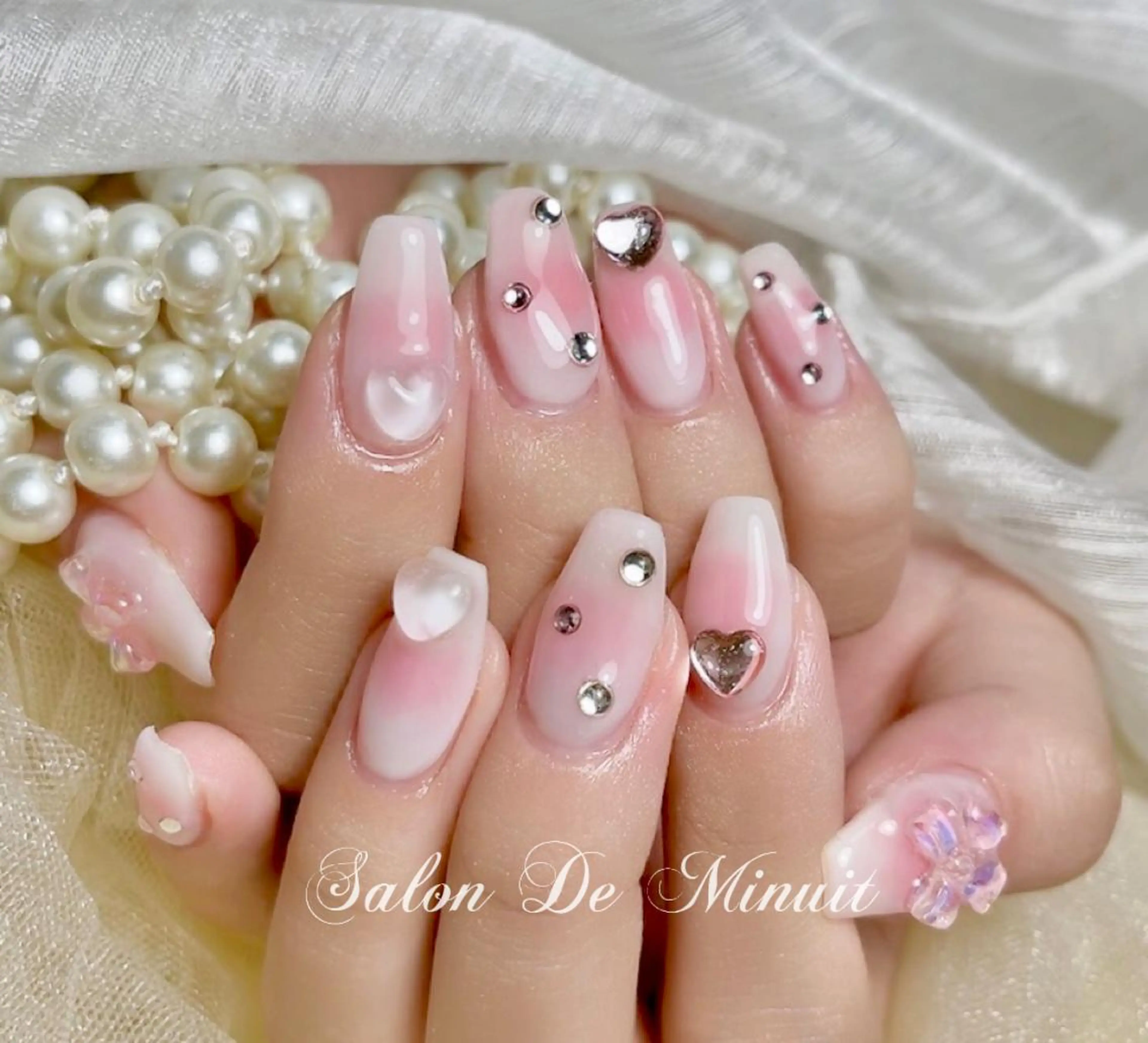 ネイル ハンドネイル ハンドケア Momo 🤍のネイルデザイン