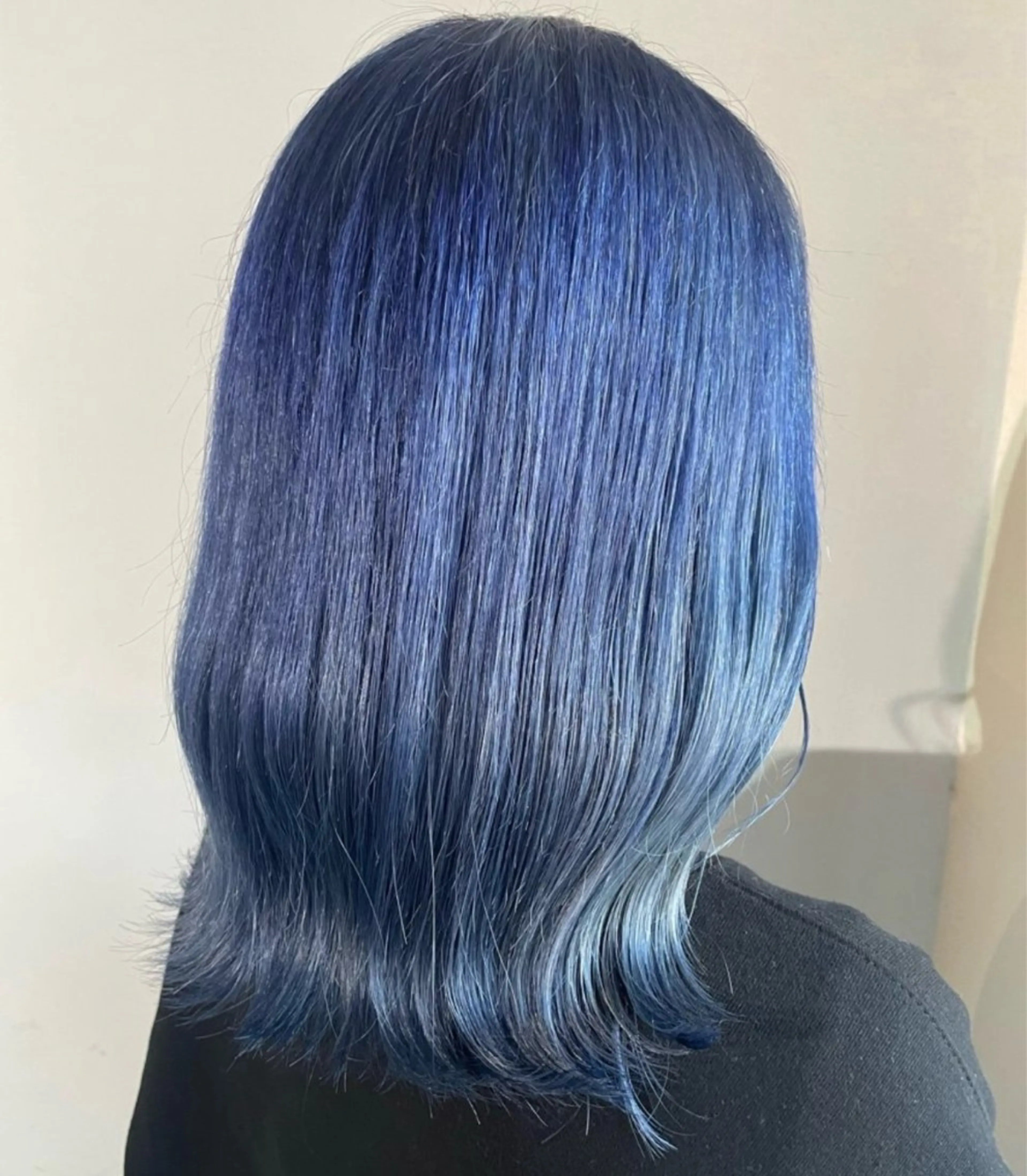 ミディアム カラー IT by ALBUM立川のヘアスタイル