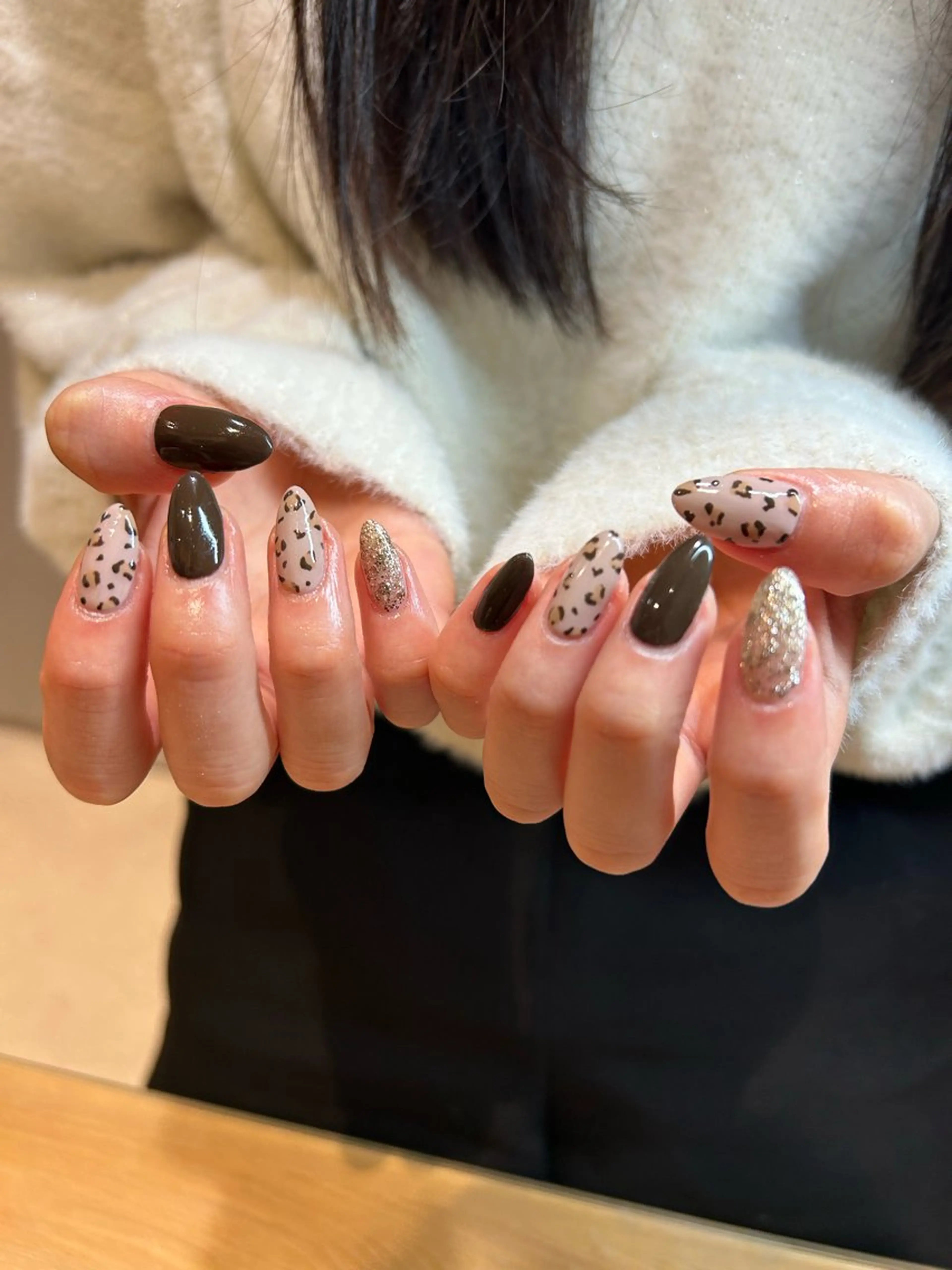 ネイル ハンドネイル ハンドケア 韓国ネイル🤍 イワサキ　リコ🍒のヘアスタイル