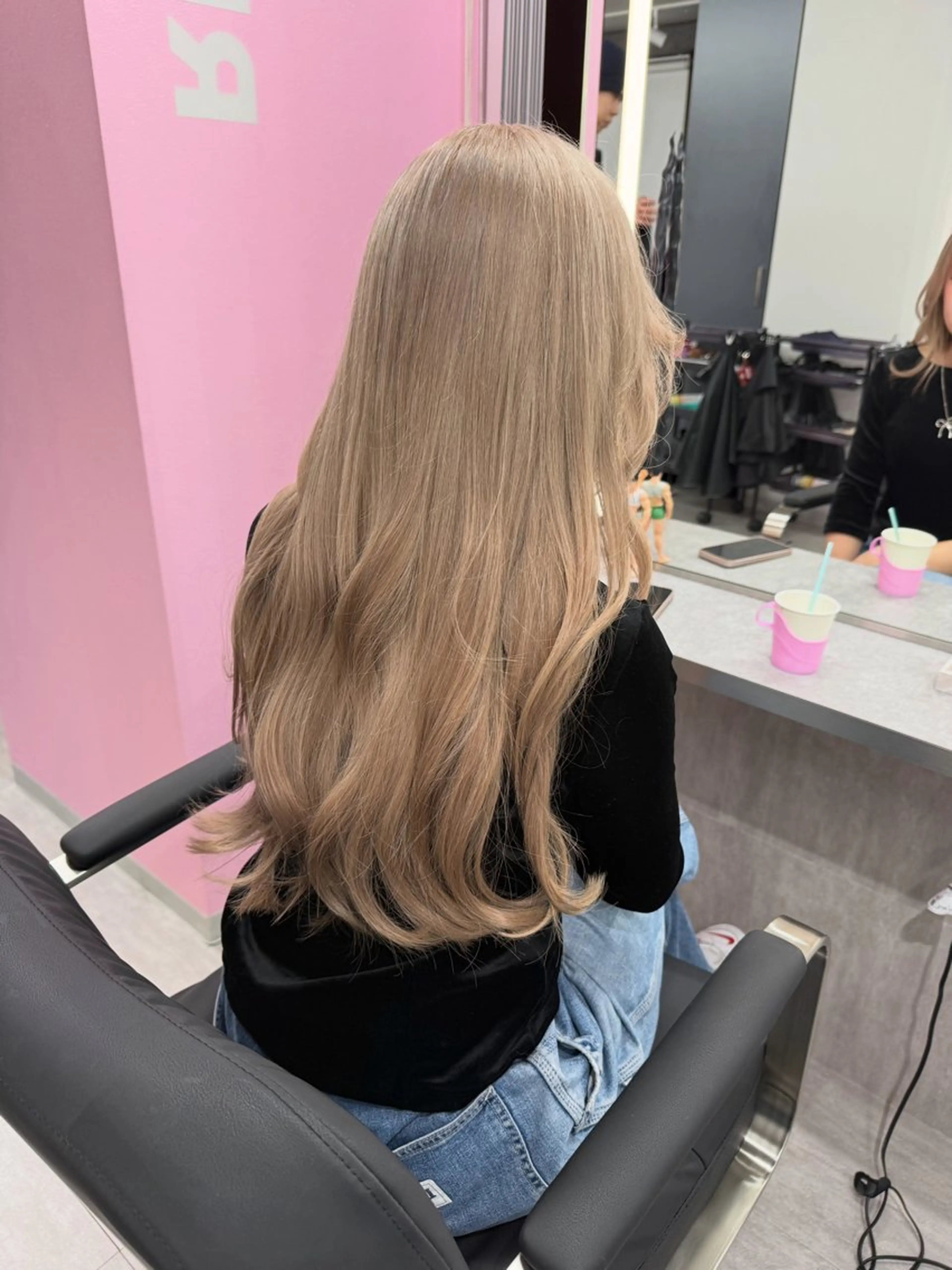 ロング ヘアカラー Ryuya RLINOのヘアスタイル