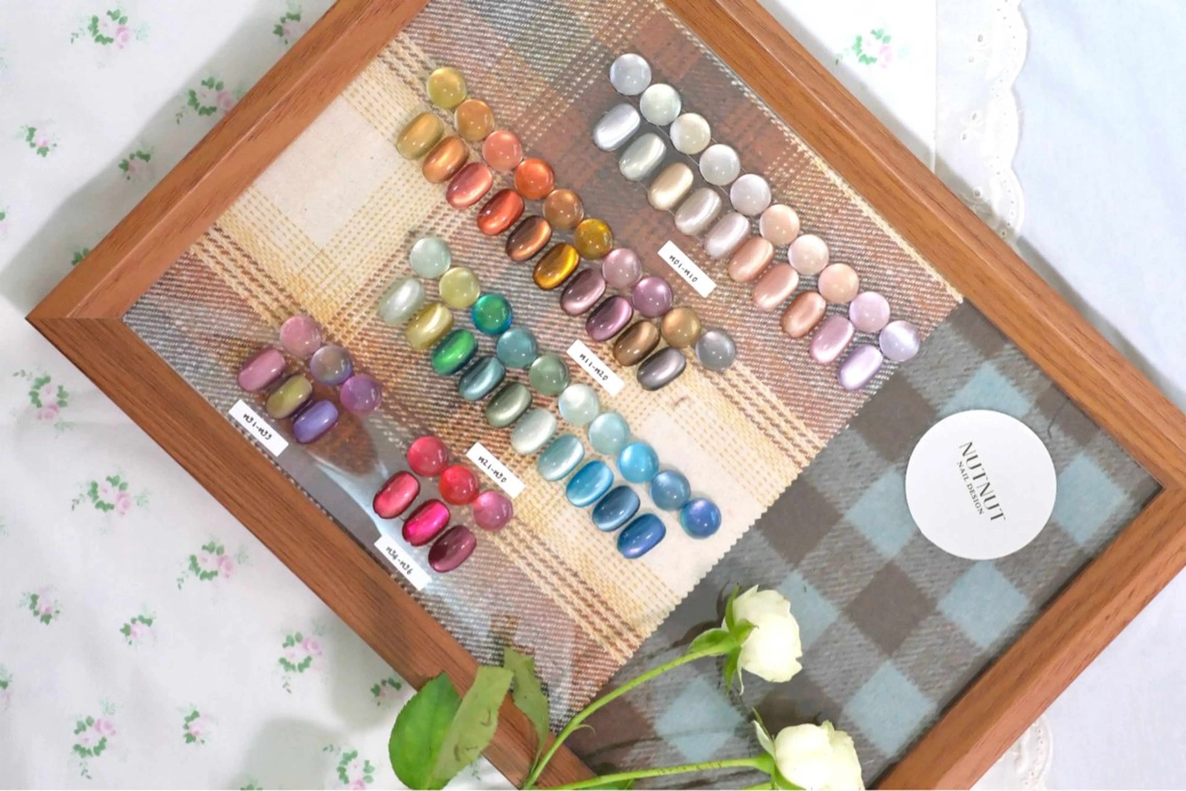 ネイル オーロラネイル ワンカラーネイル NutNut 原宿/北参道【ナットナット】所属・清水 夏澪のネイルデザイン