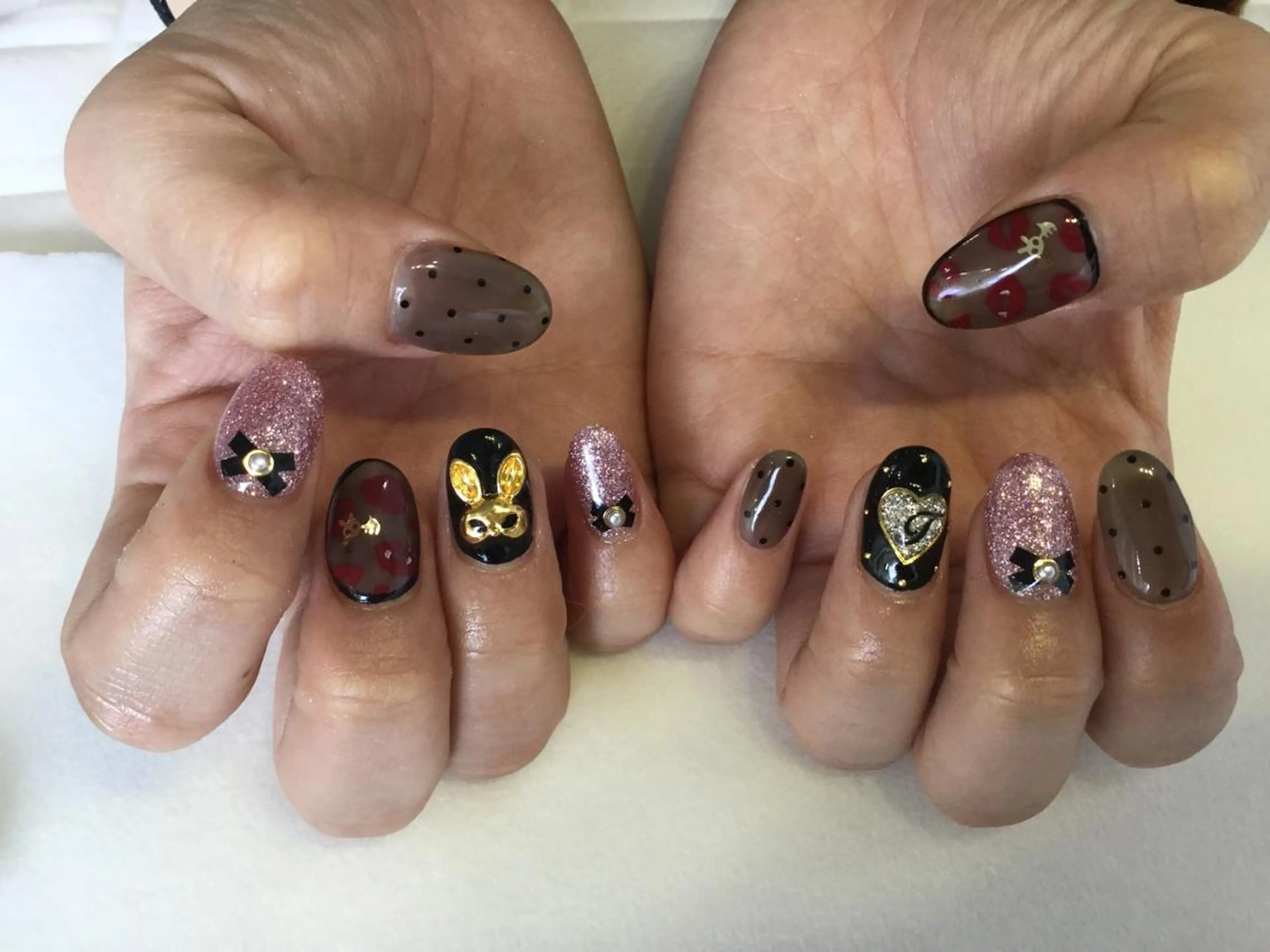 ネイル 💎🐰 saki. m 🐰💎のネイルデザイン
