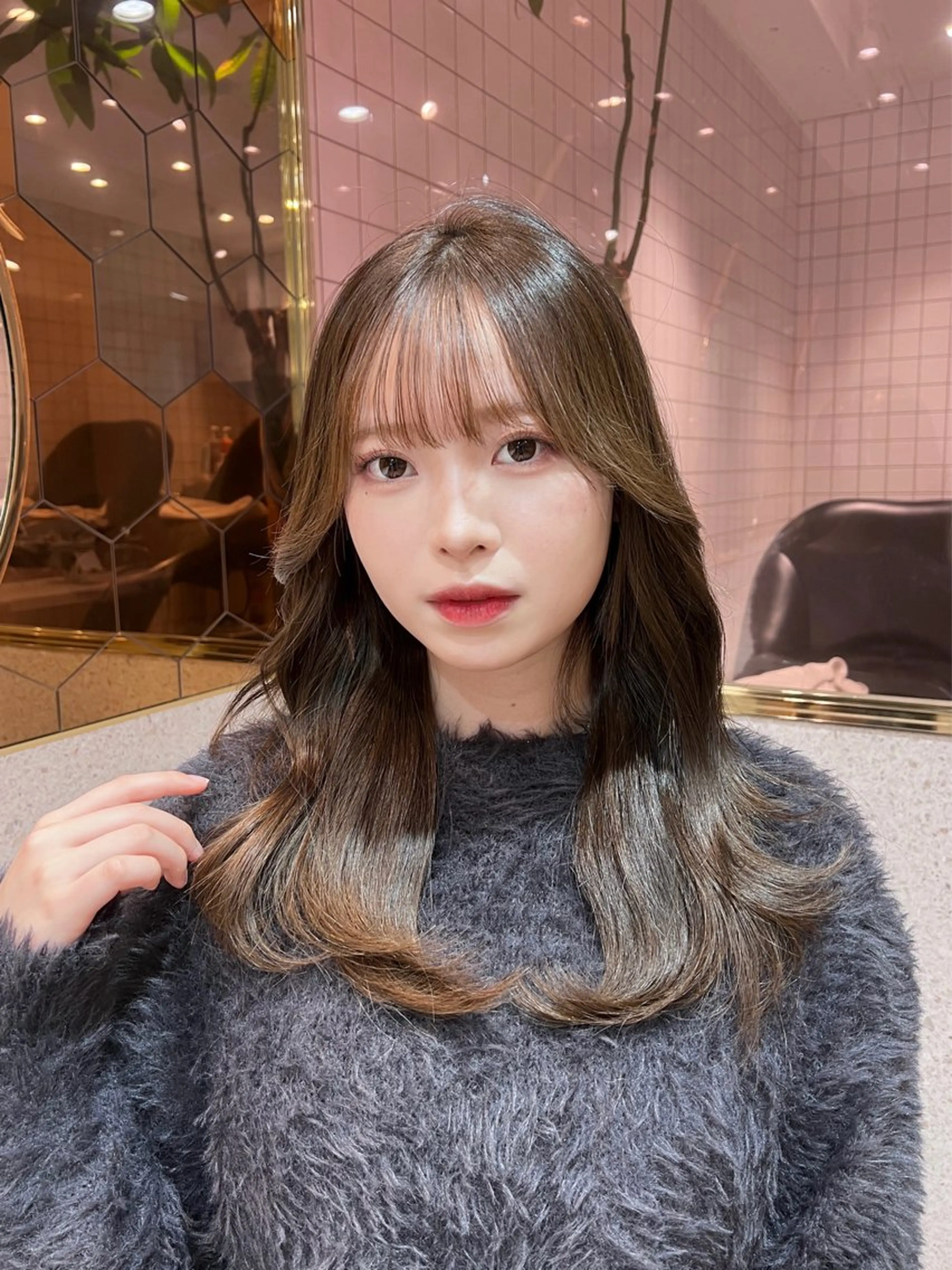 セミロング くびれヘア 韓国風ヘア 🎀しゅな/韓国 レイヤー/透明感♡のヘアスタイル