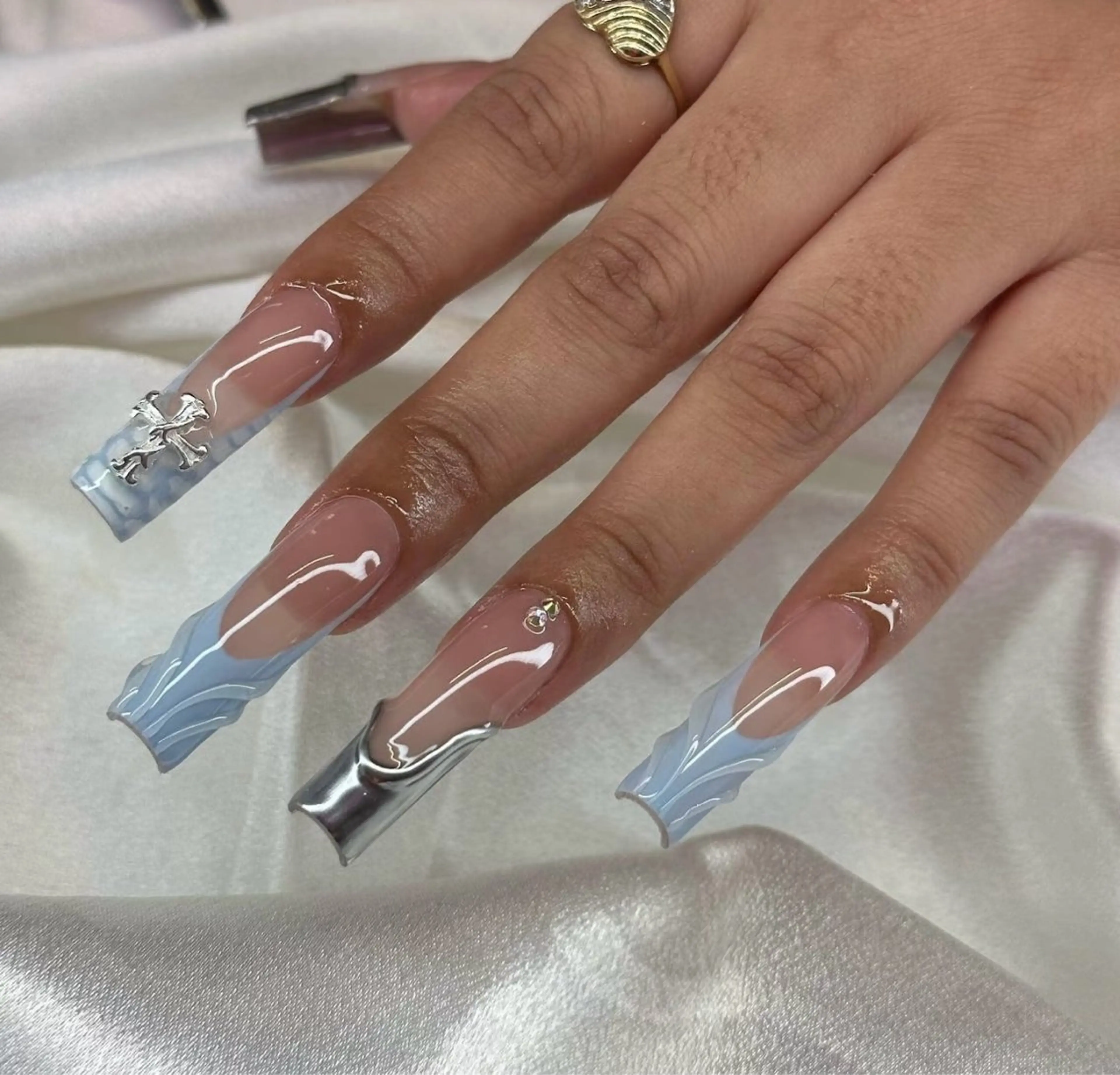 ネイル ネイリスト シンのネイルデザイン