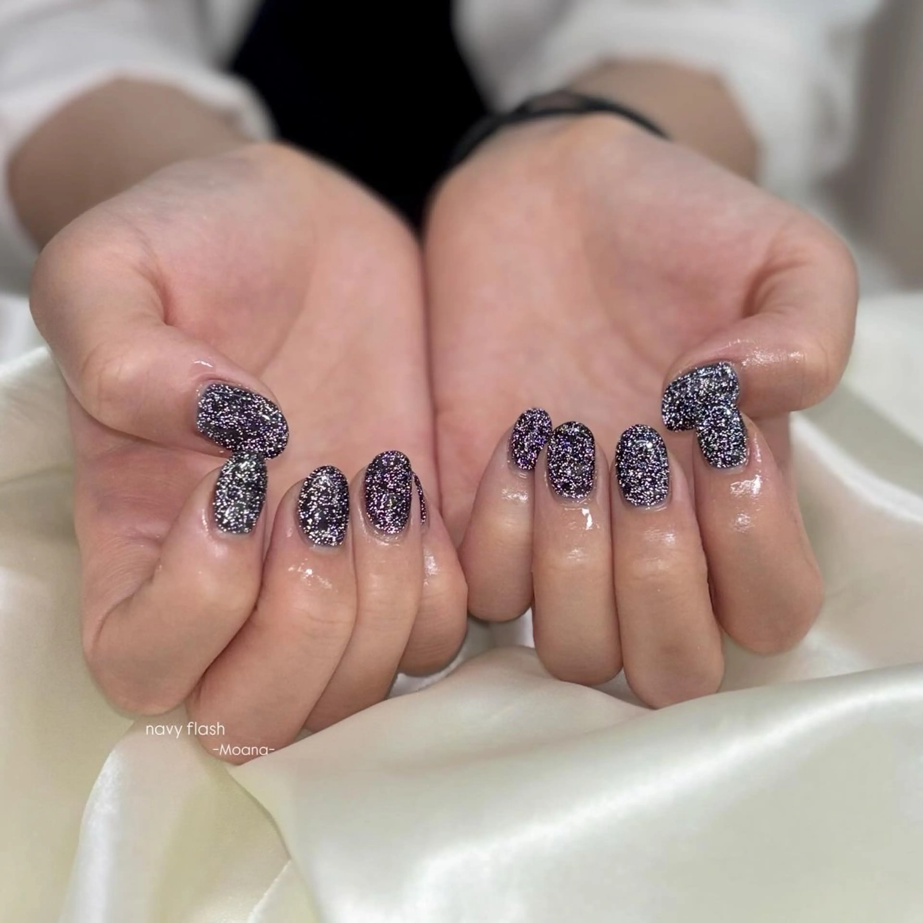 ネイル ブルー フラッシュネイル ネイビー ワンカラーネイル ショートネイル ハンドネイル Moana nail Hiyoriのネイルデザイン