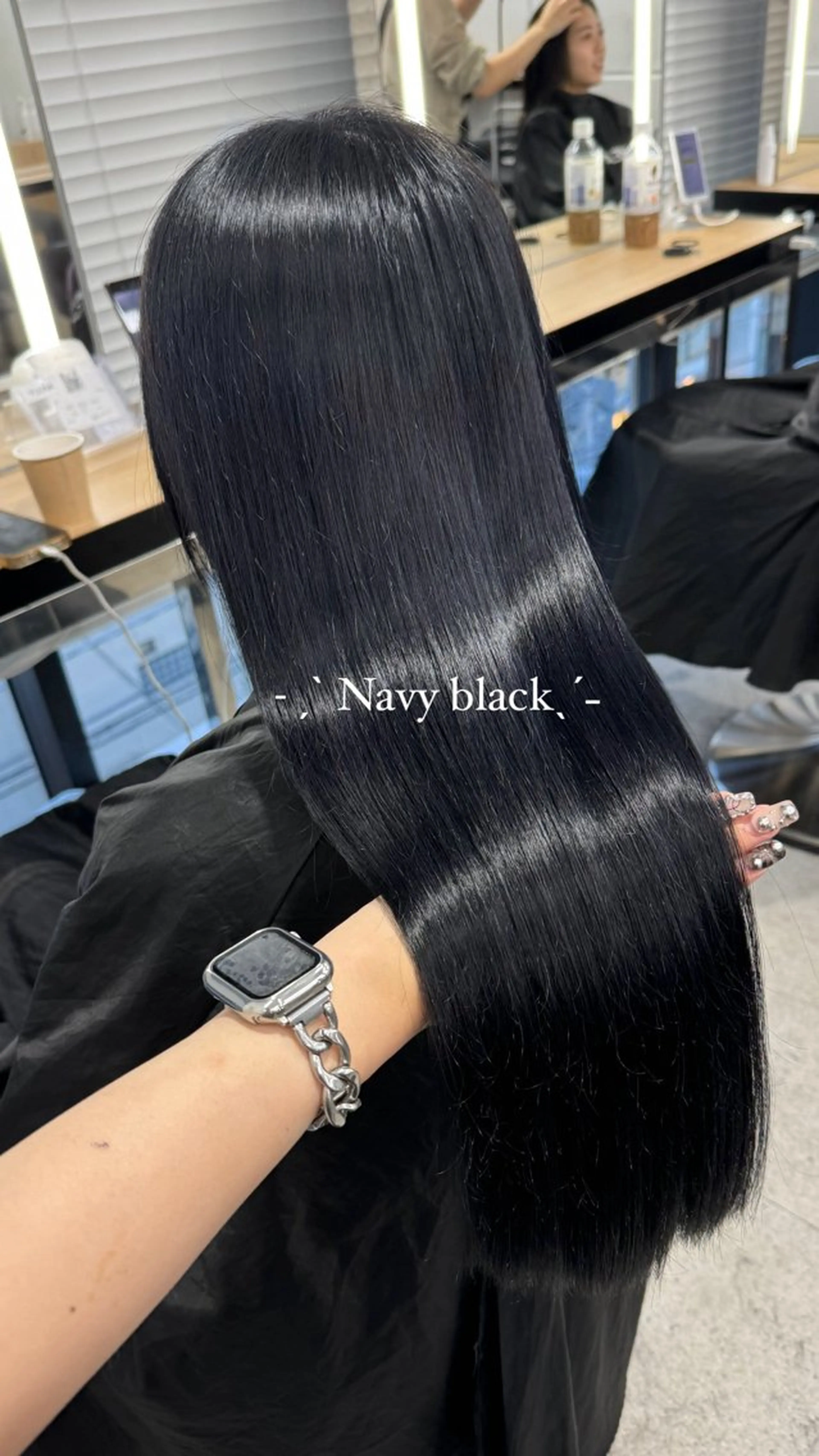 ロング カラー 暗髪🩶ラベンダー/ ブルー/ユウナ🤍のヘアスタイル