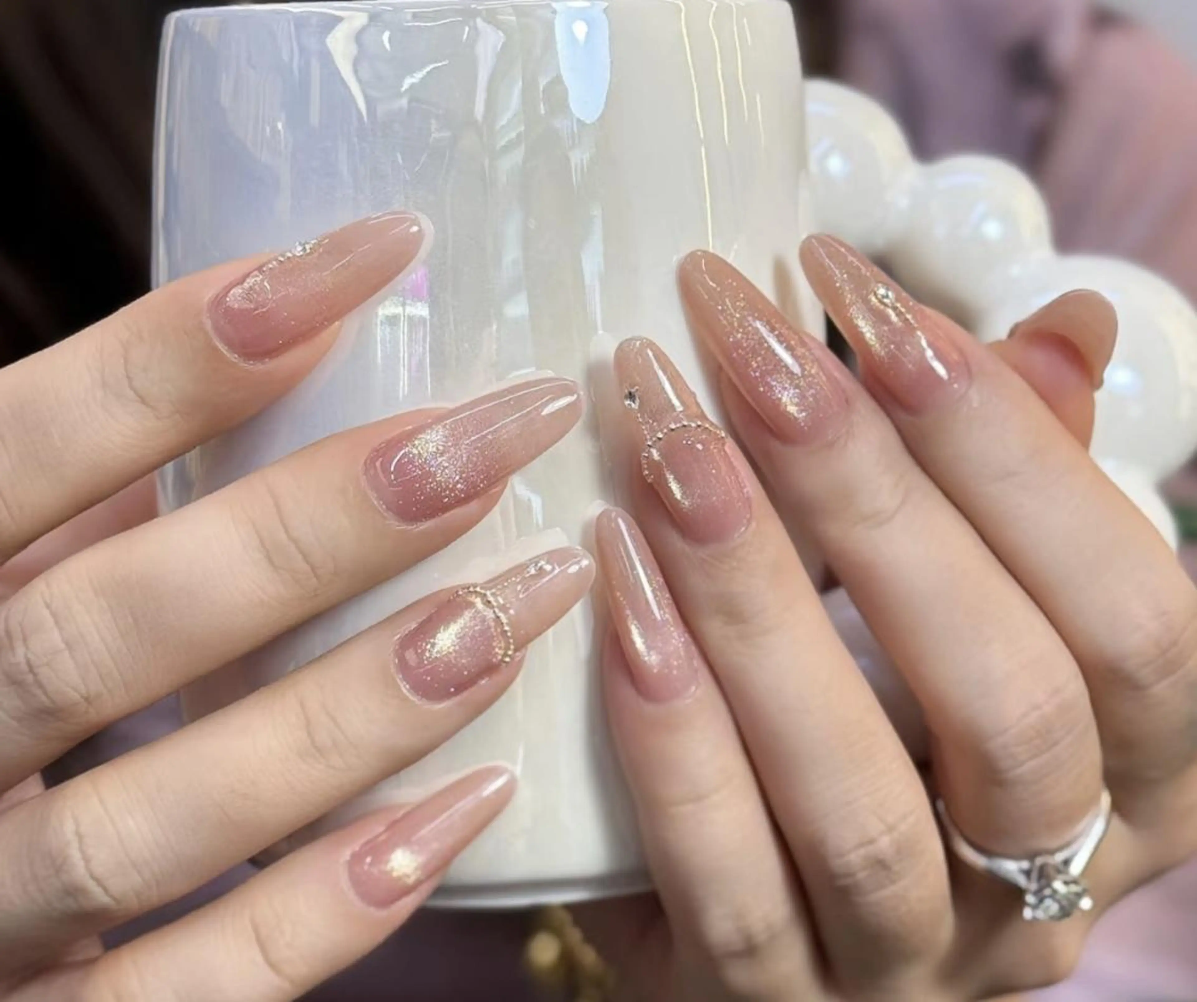ネイル ハンドネイル 🎀 Ayaka_nailのネイルデザイン