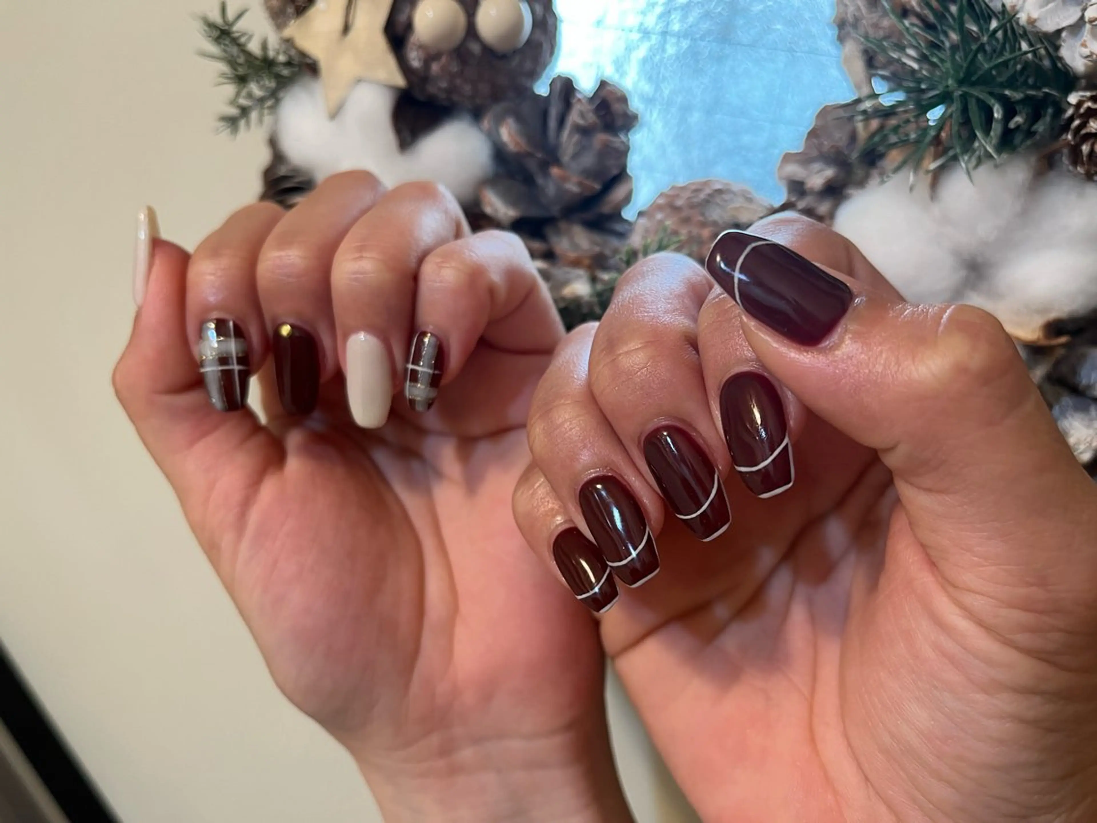 ネイル ボルドー ジェルネイル 韓国ネイル パラジェル 冬ネイル kikinail 溝の口のネイルデザイン