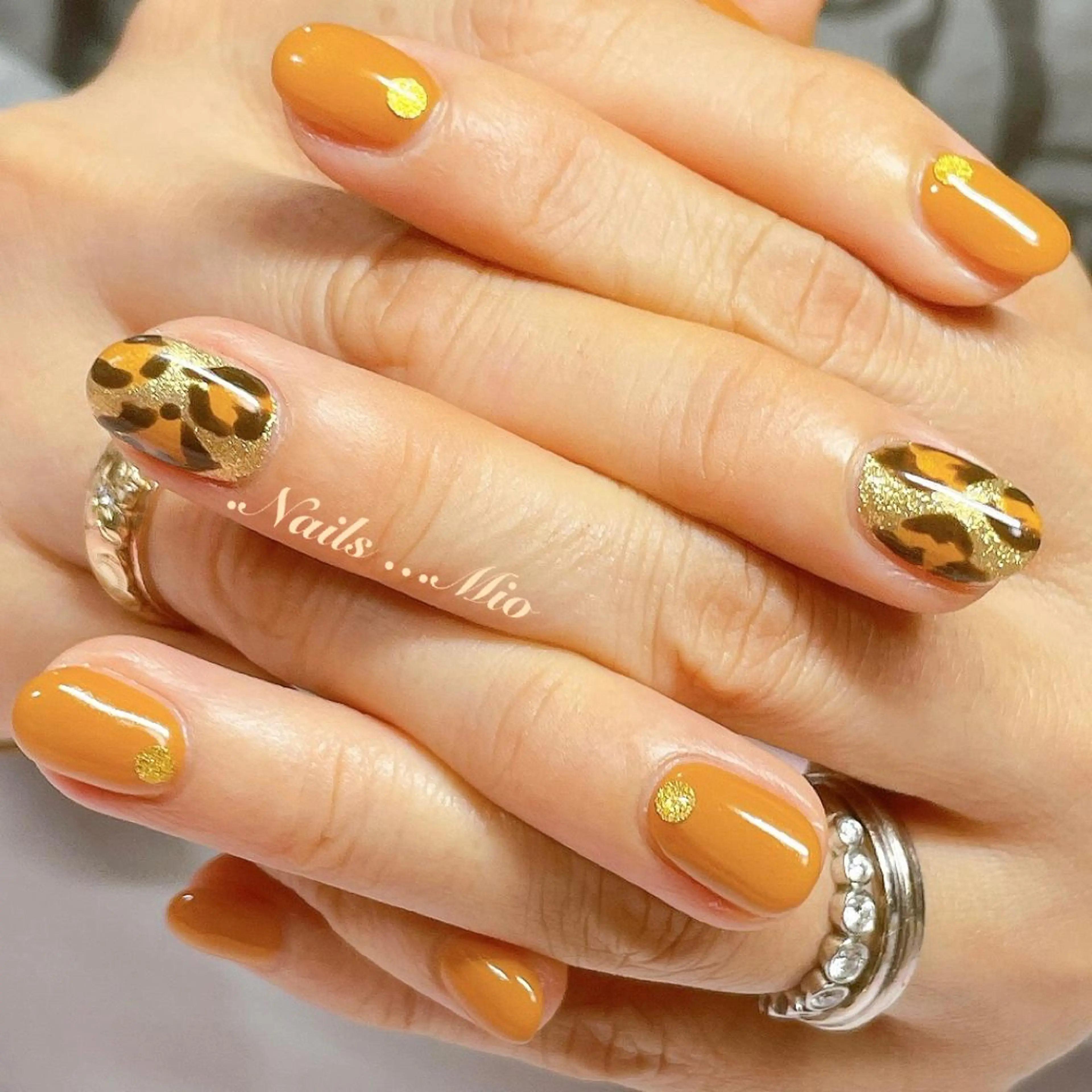 ネイル アニマル柄 冬ネイル .Nails Mio 赤羽西ネイルサロンのネイルデザイン