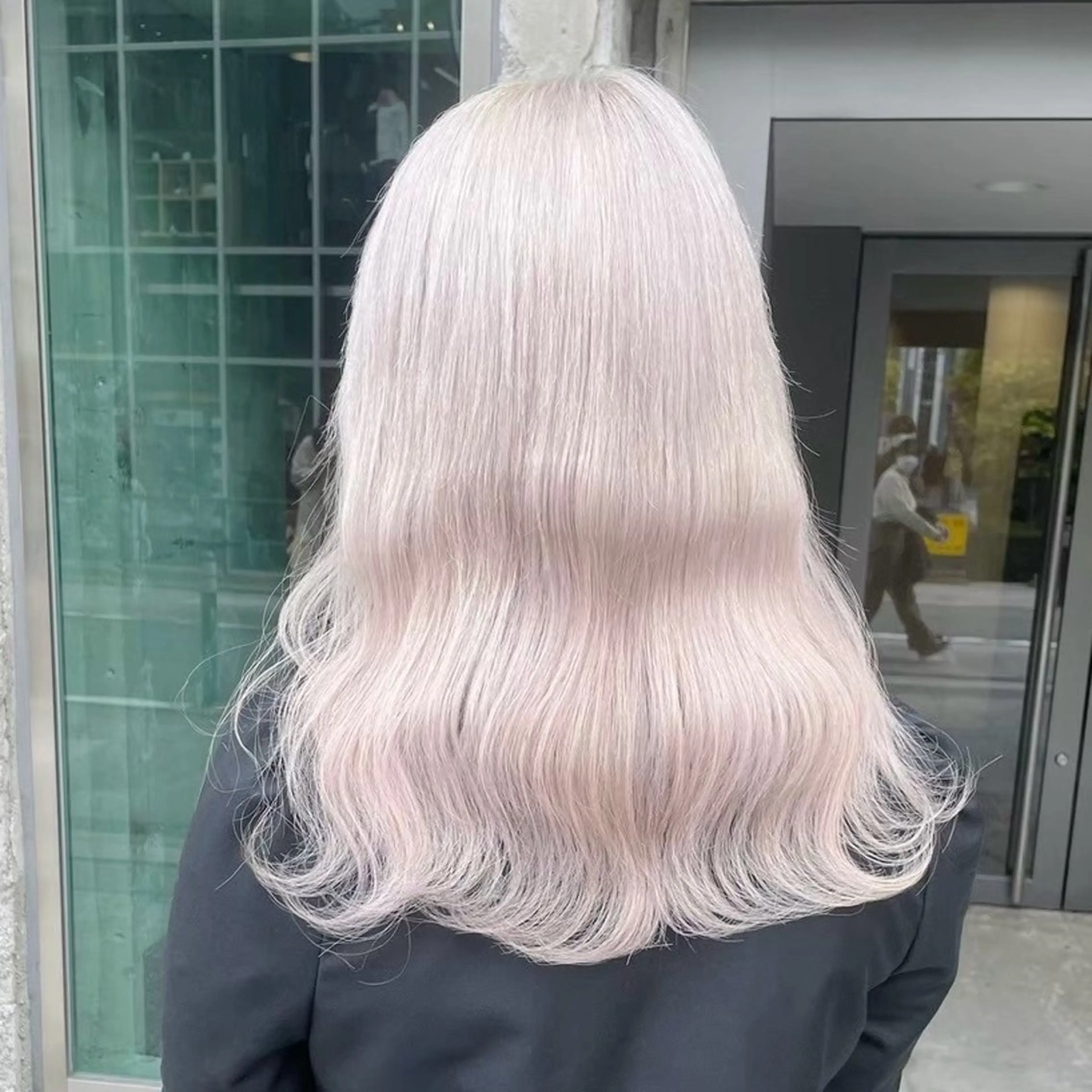 セミロング ヘアカラー トリートメント 🤍柔らかhair 🤍Kazu 🐩のヘアスタイル