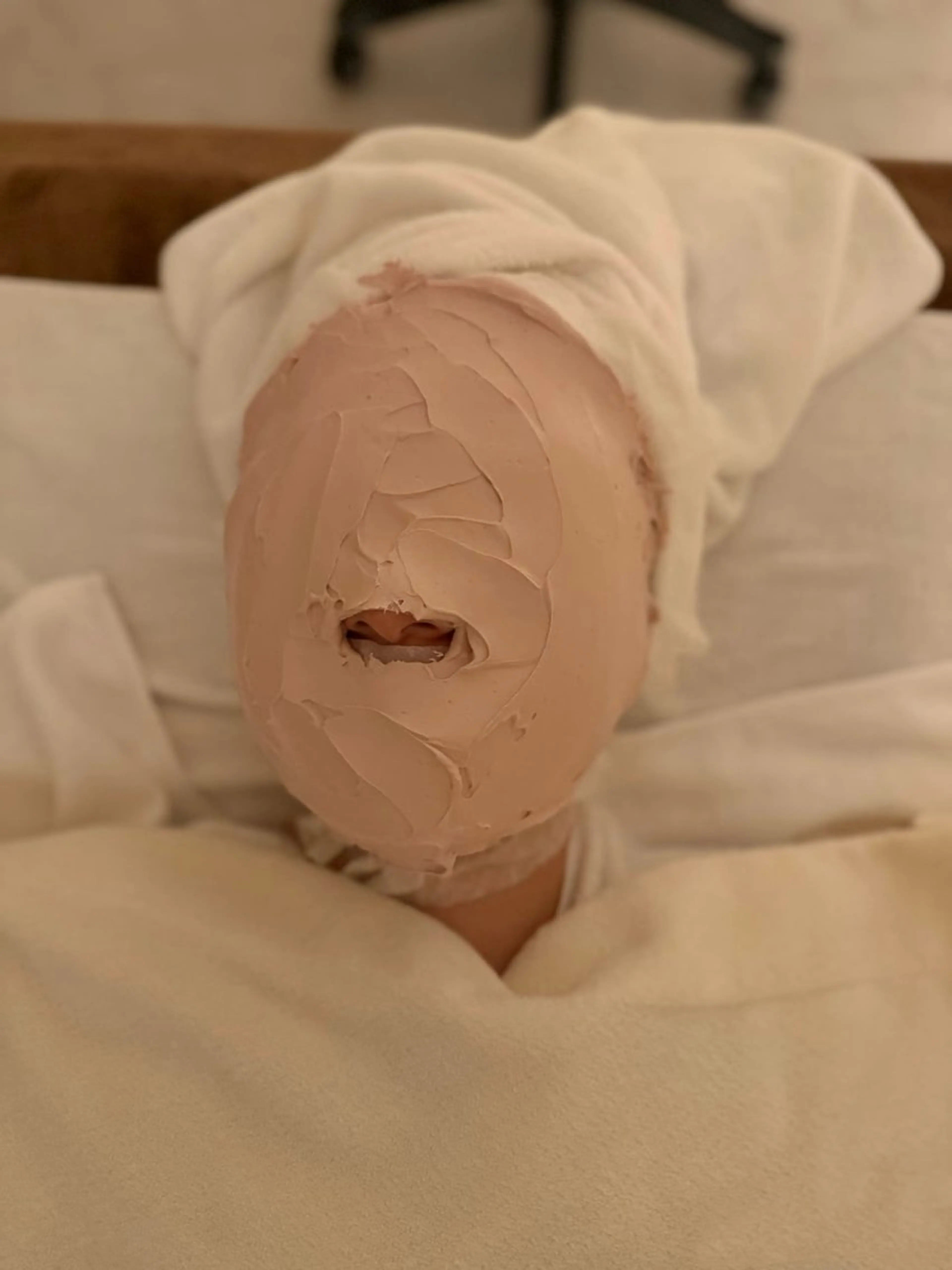 リフトUP小顔に！コルギ顔筋デトックス・石膏パック 70分の写真