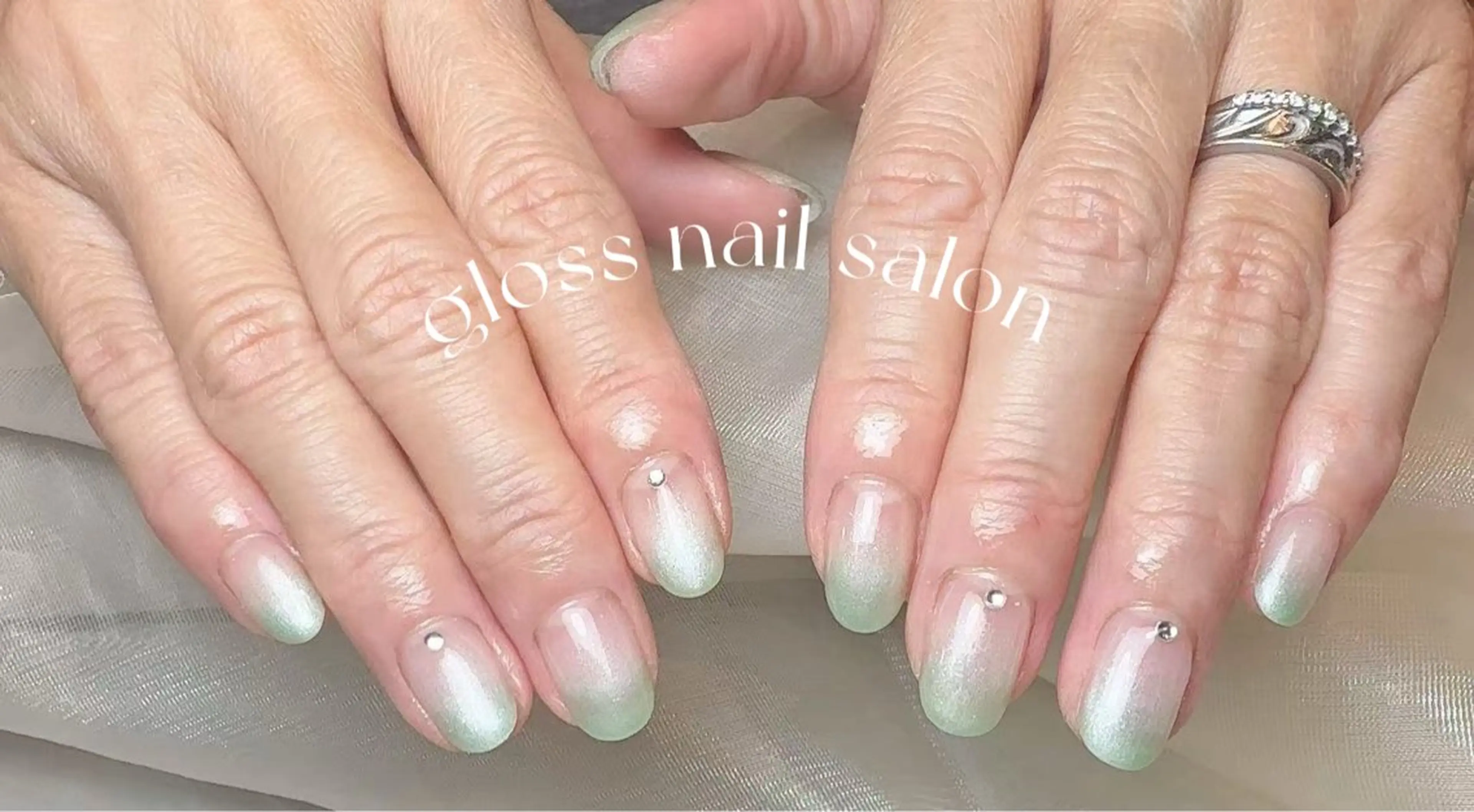 ネイル ゆり🌷 gloss nailのネイルデザイン