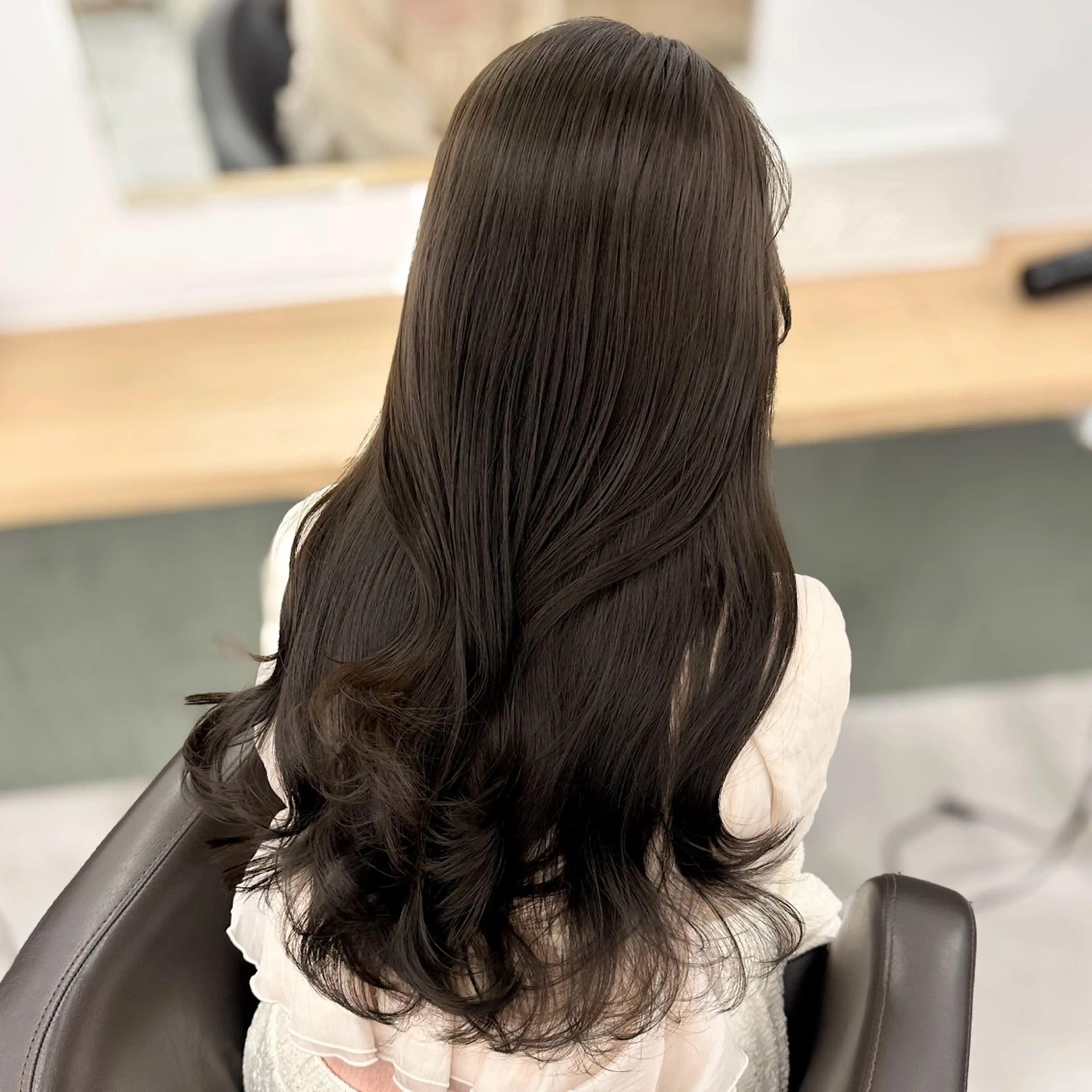 ロング カラー カット ヘアカラー トリートメント ブリーチなし/レイヤ ー特化🌈Tommyのヘアスタイル