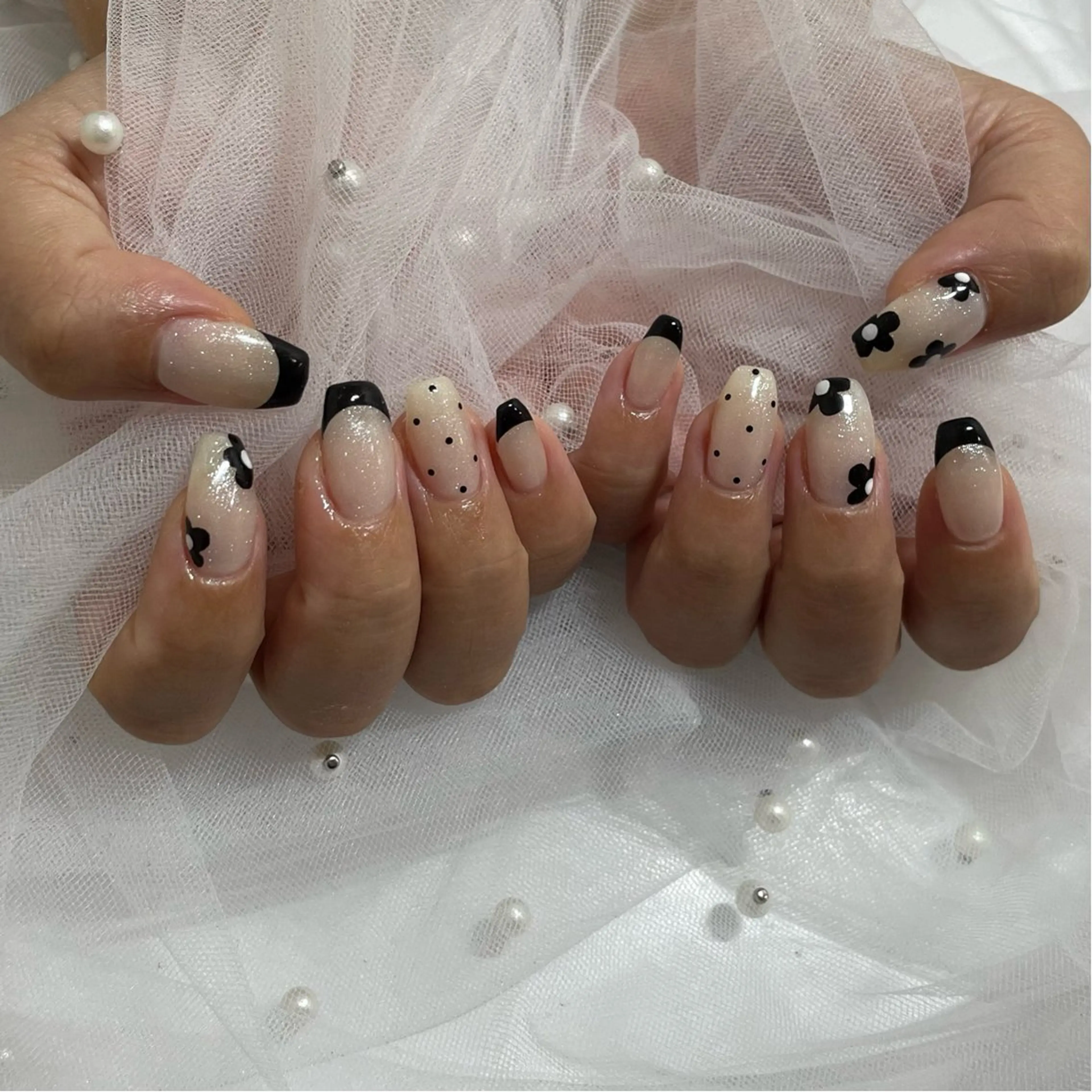 ネイル _WHITE+ 南海難波店のネイルデザイン
