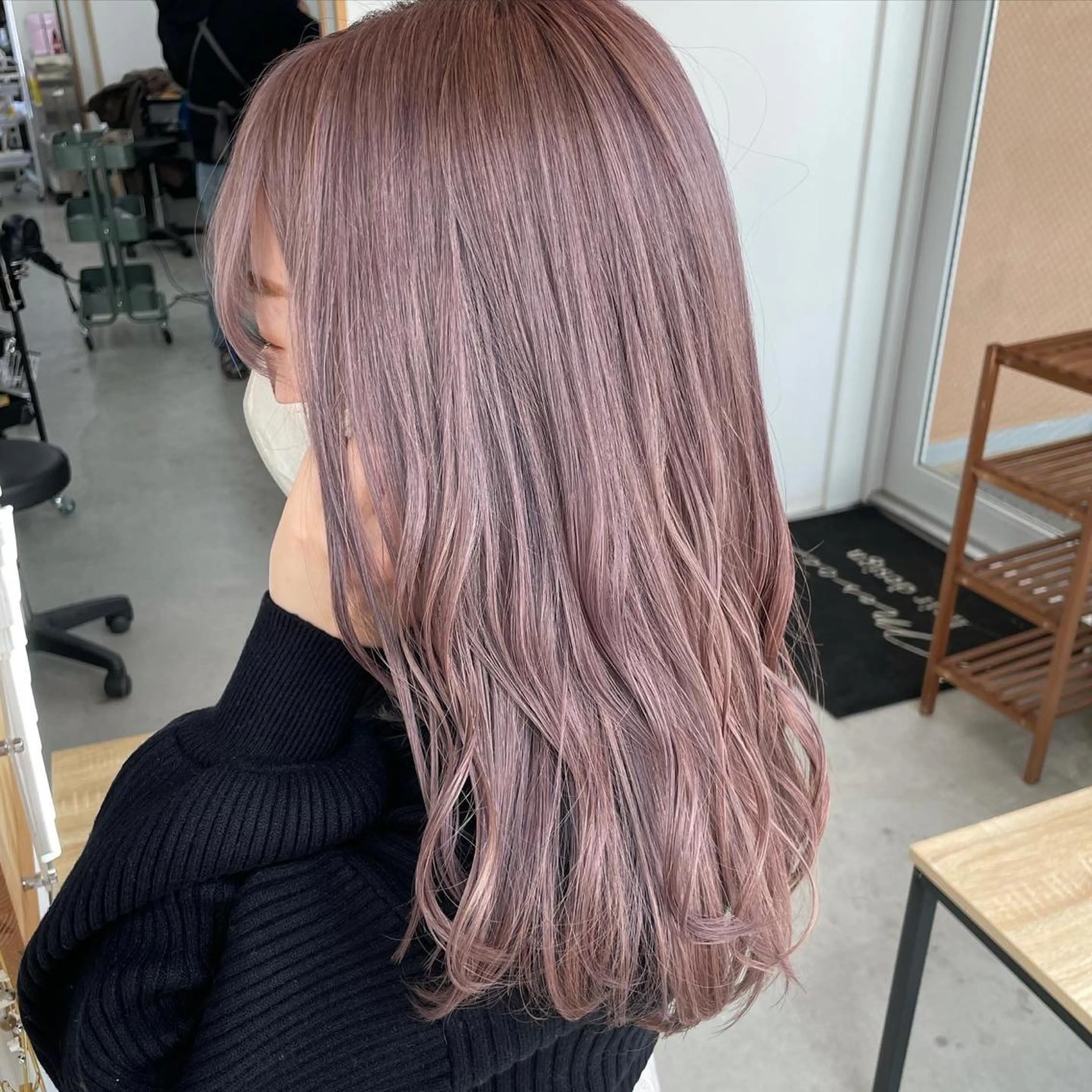 セミロング カラー ヘアカラー トリートメント Lull1人美容室 バレイヤージュのヘアスタイル