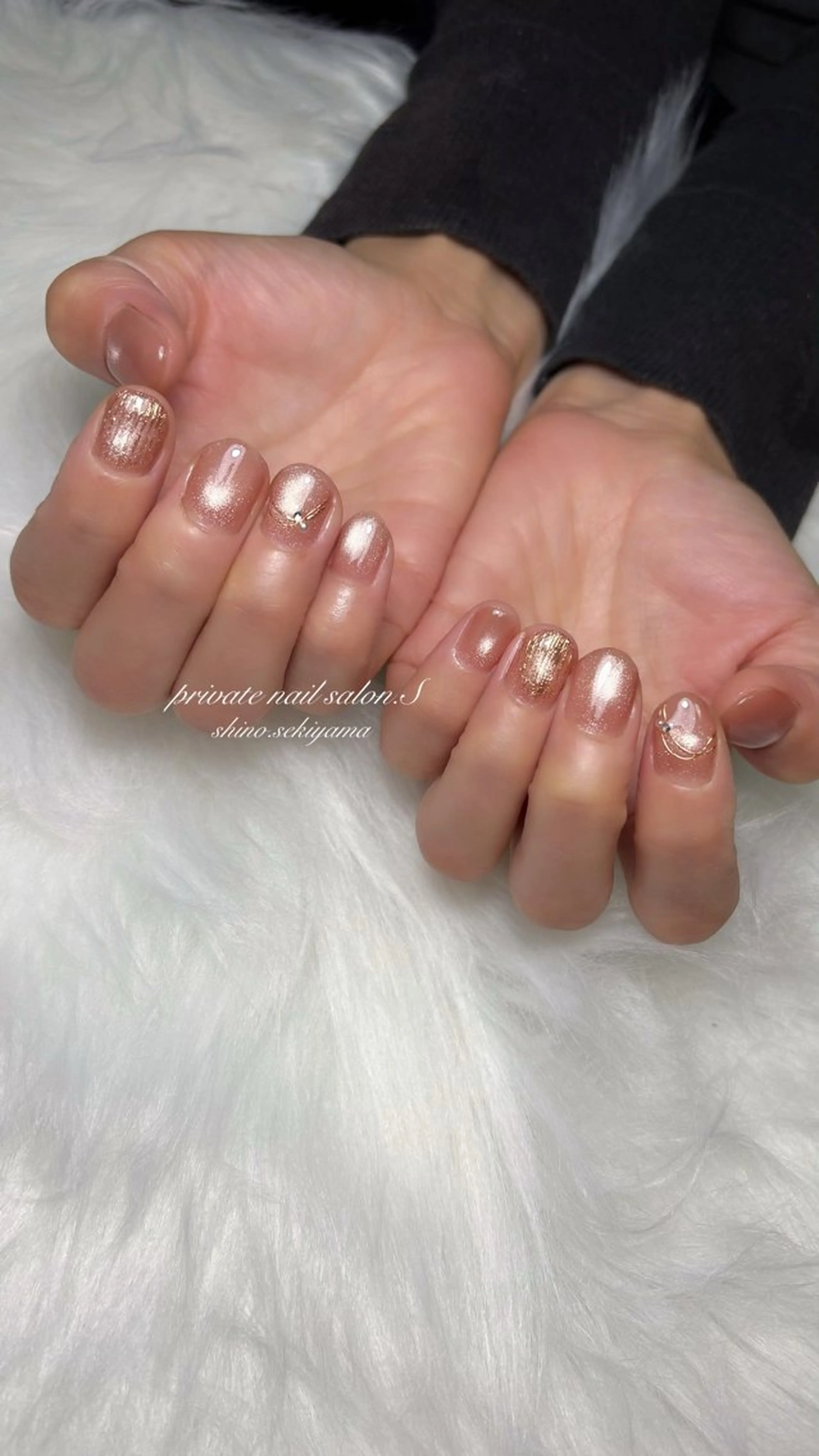 ネイル アートネイル ミラーネイル ハンドネイル 関山 志乃のネイルデザイン