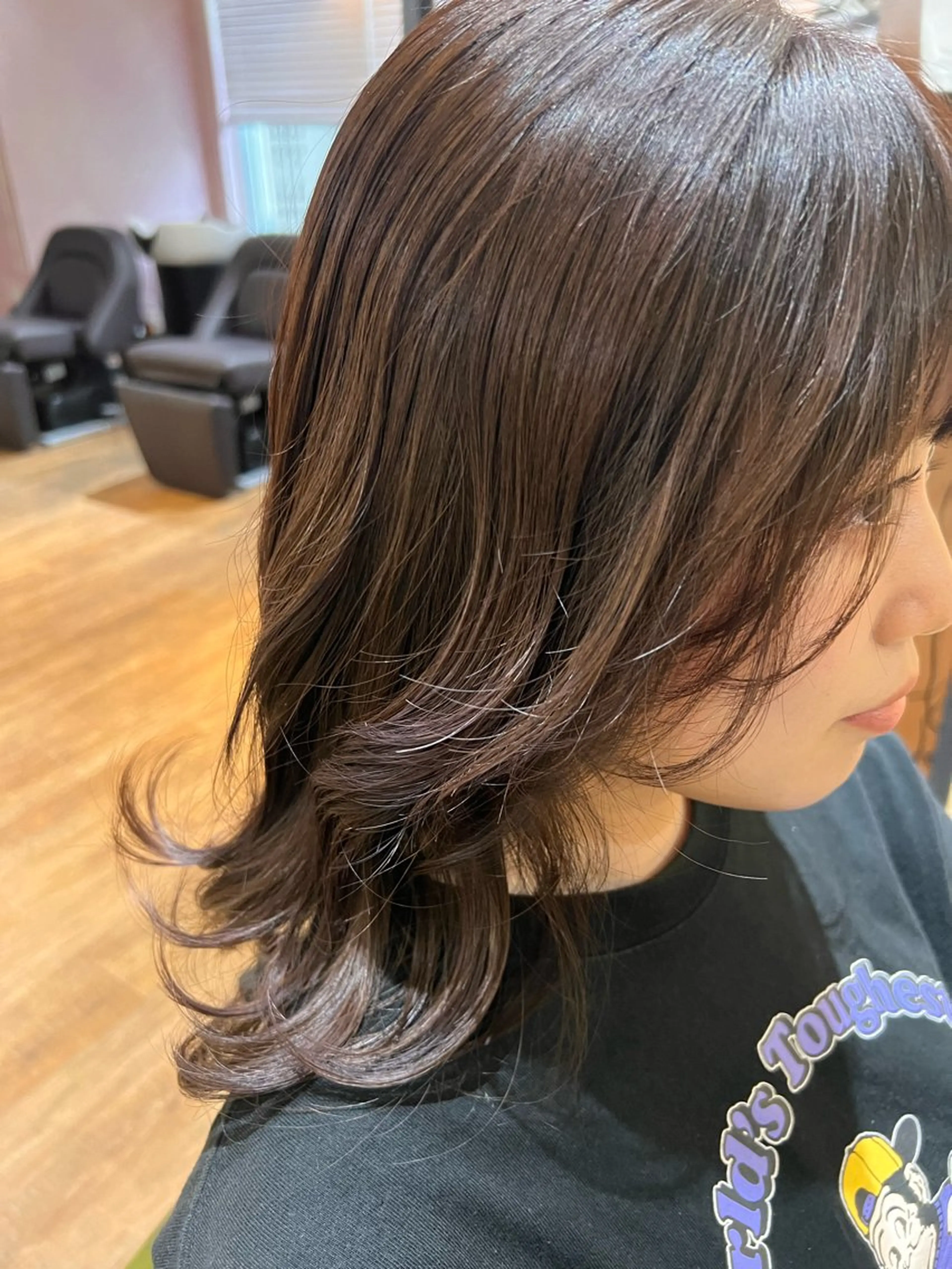 ミディアム カラー 能登谷 きよのヘアスタイル