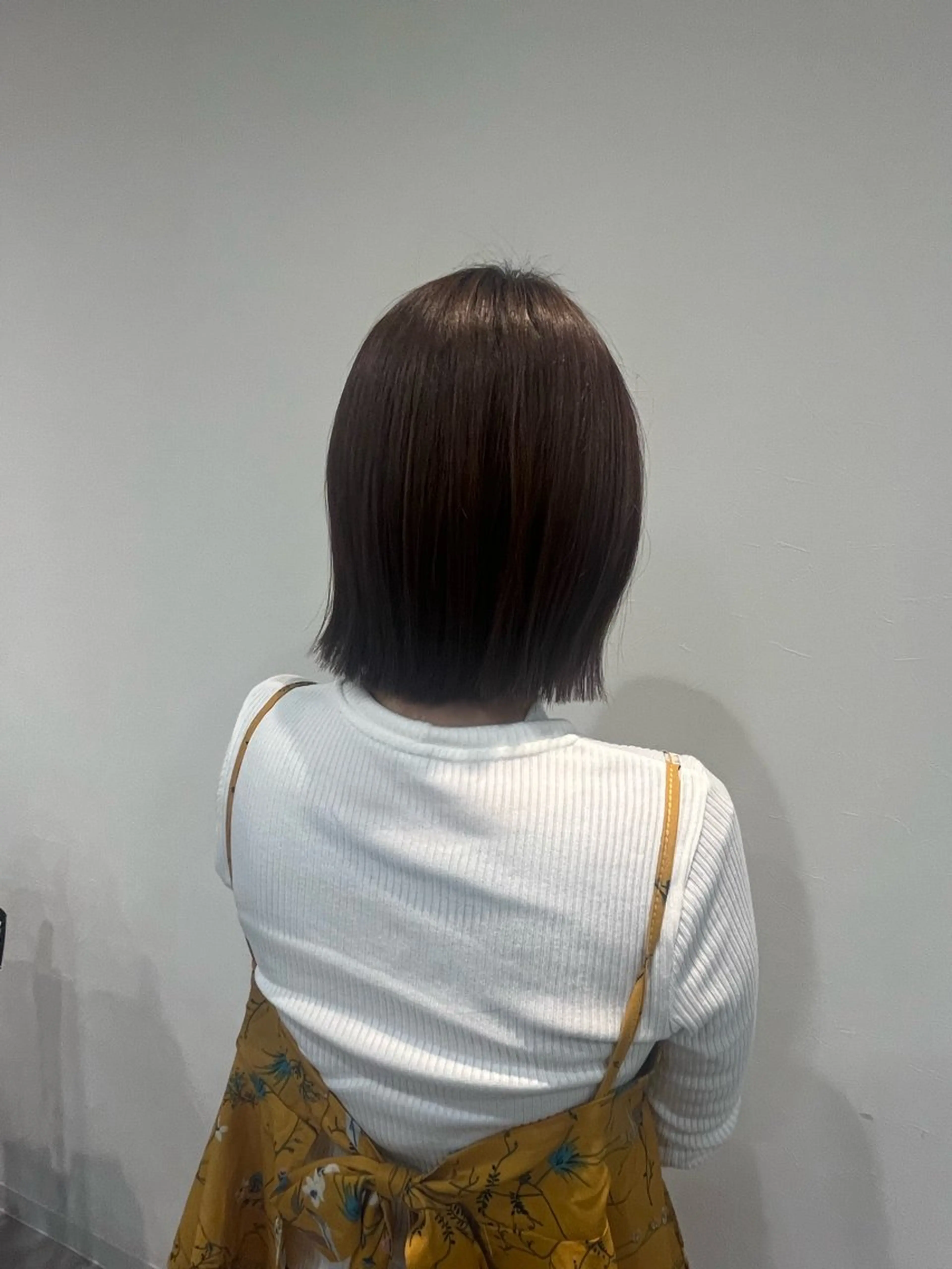 ミディアム ボブ 外ハネヘア anon Loemのヘアスタイル