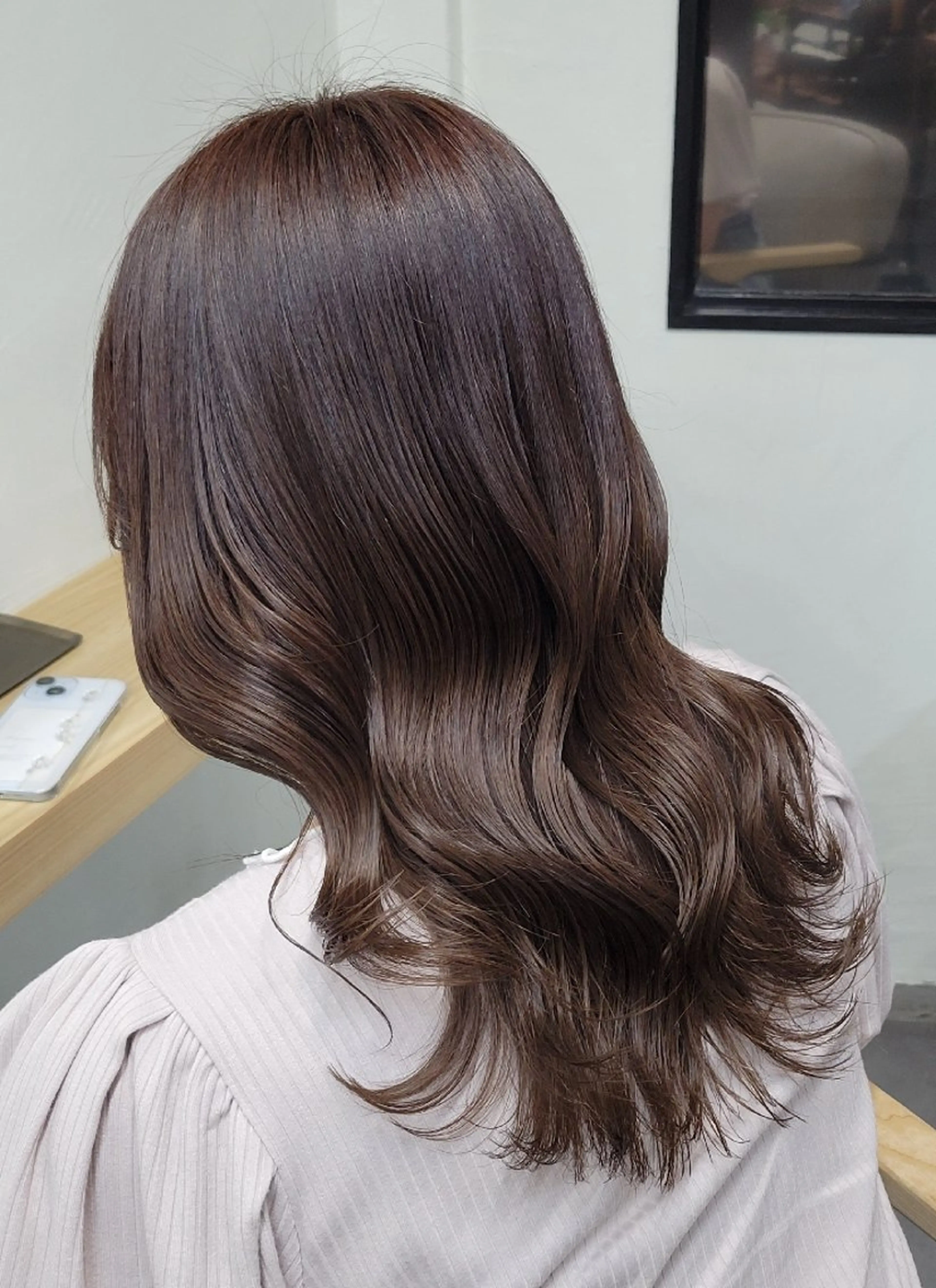 セミロング カラー ブラウンカラー マロンブラウン 渡辺祐輔 レイヤー✂ 透明感🫧艶カラー✨のヘアスタイル