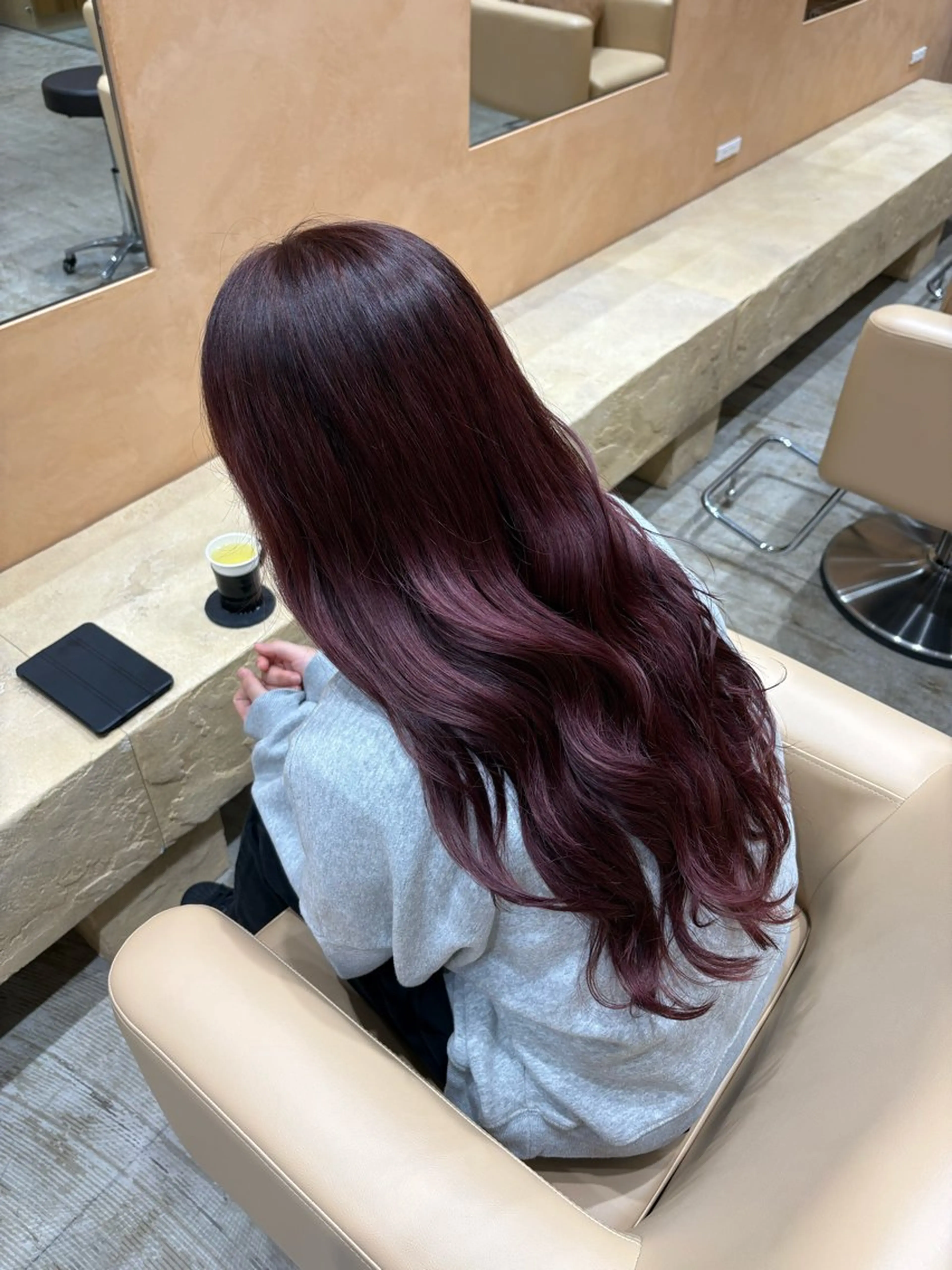 カラー ブリーチ ONE009 ハナ🎀のヘアスタイル
