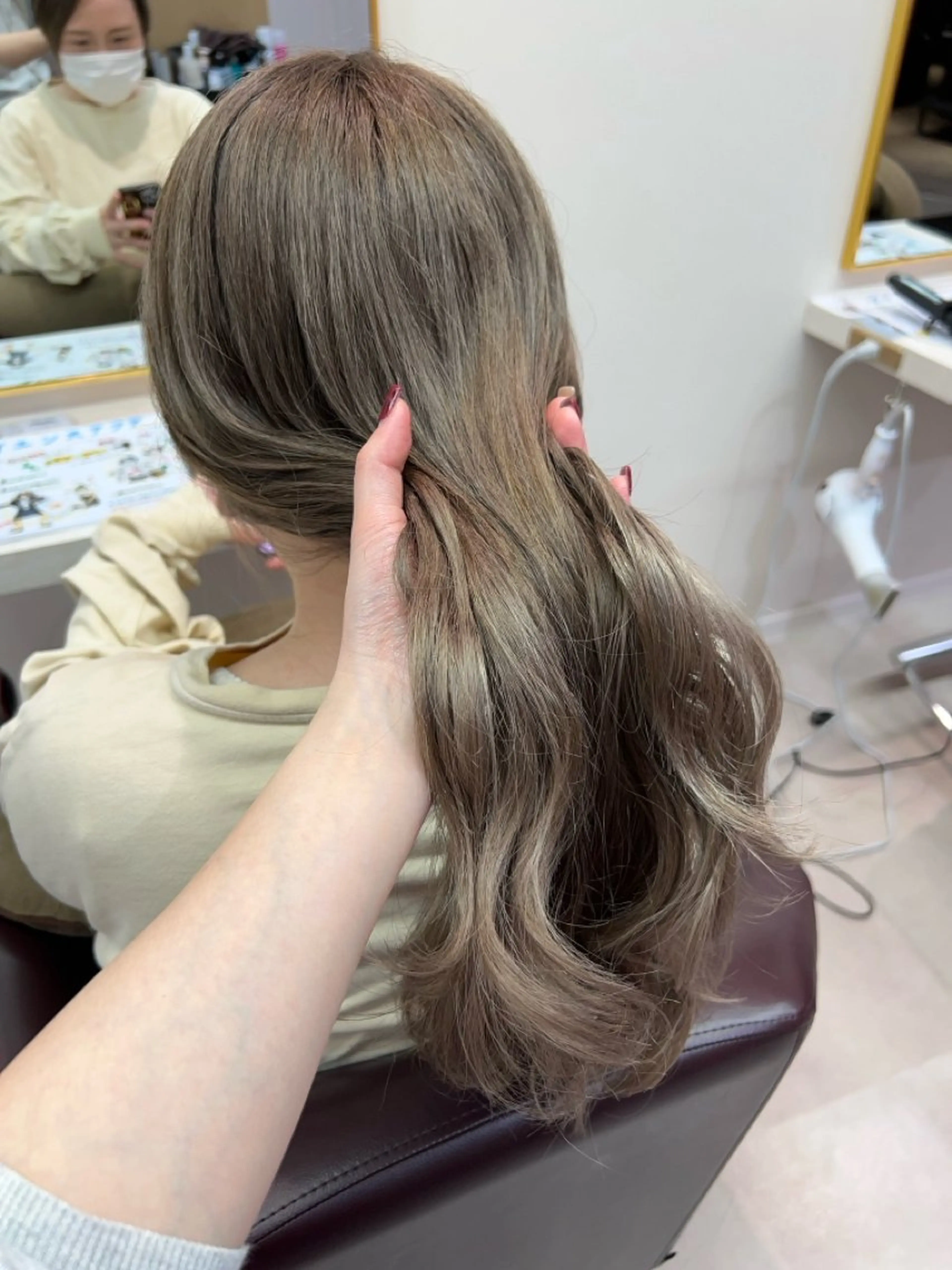 ロング カラー mEg hair creation 新川崎所属・カラー/塚原里沙 川崎のヘアスタイル