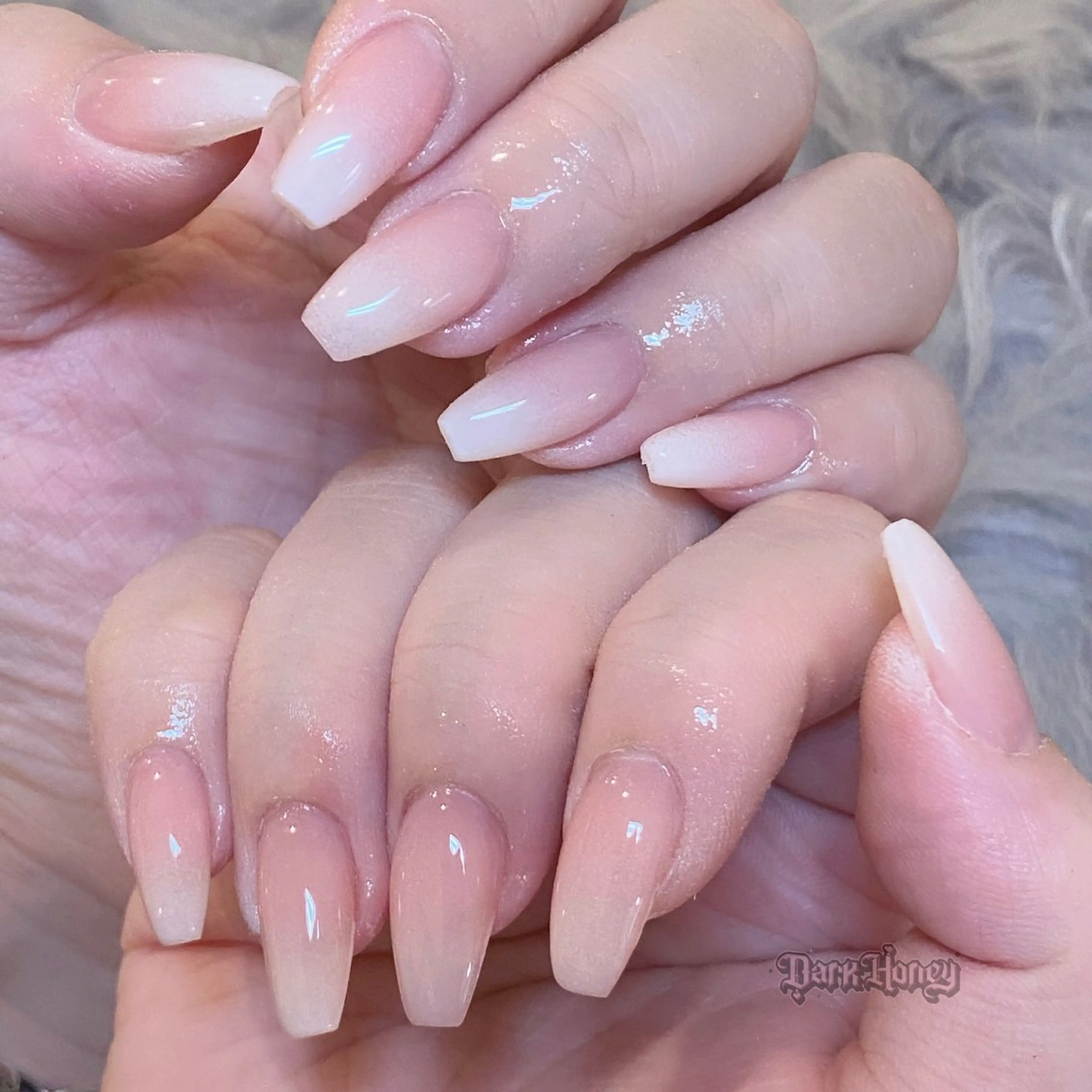 ネイル ハンドネイル Dark honey スカルプ専門原宿店のネイルデザイン