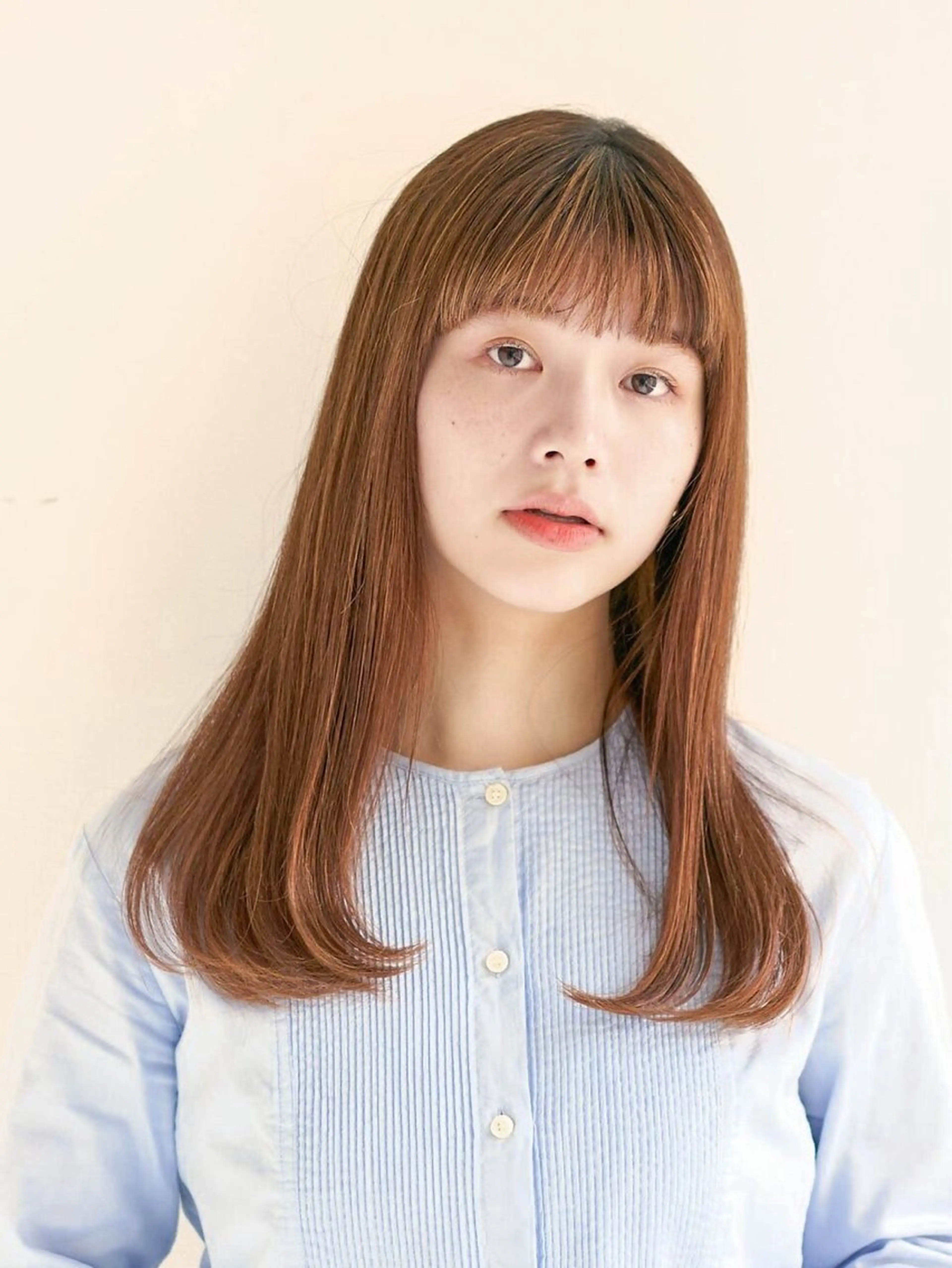 セミロング ✨ブリーチなし× 髪質改善⚡新宿駅近のヘアスタイル