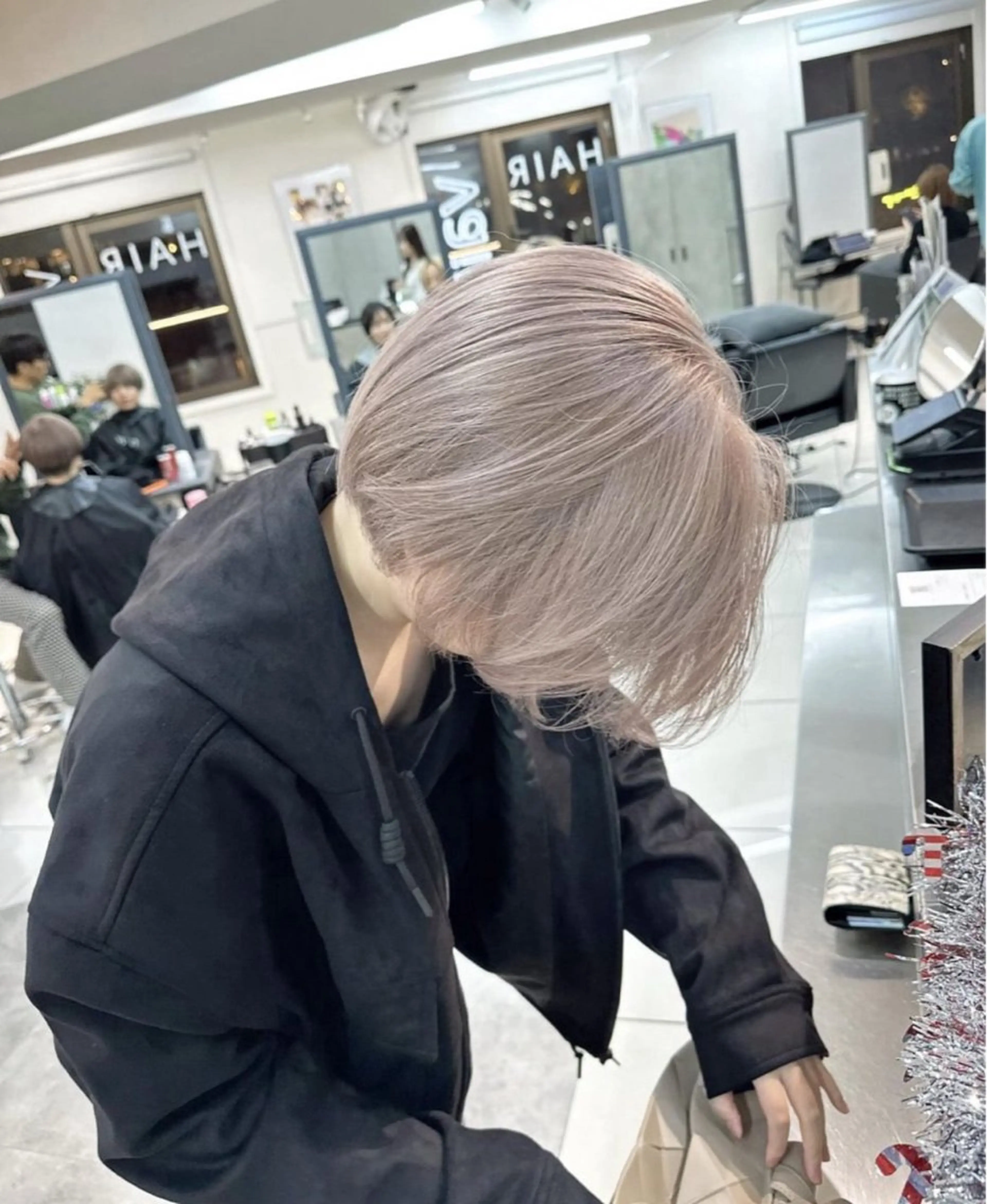 ショート カラー 渋谷美容師 mocha(モカ)のヘアスタイル